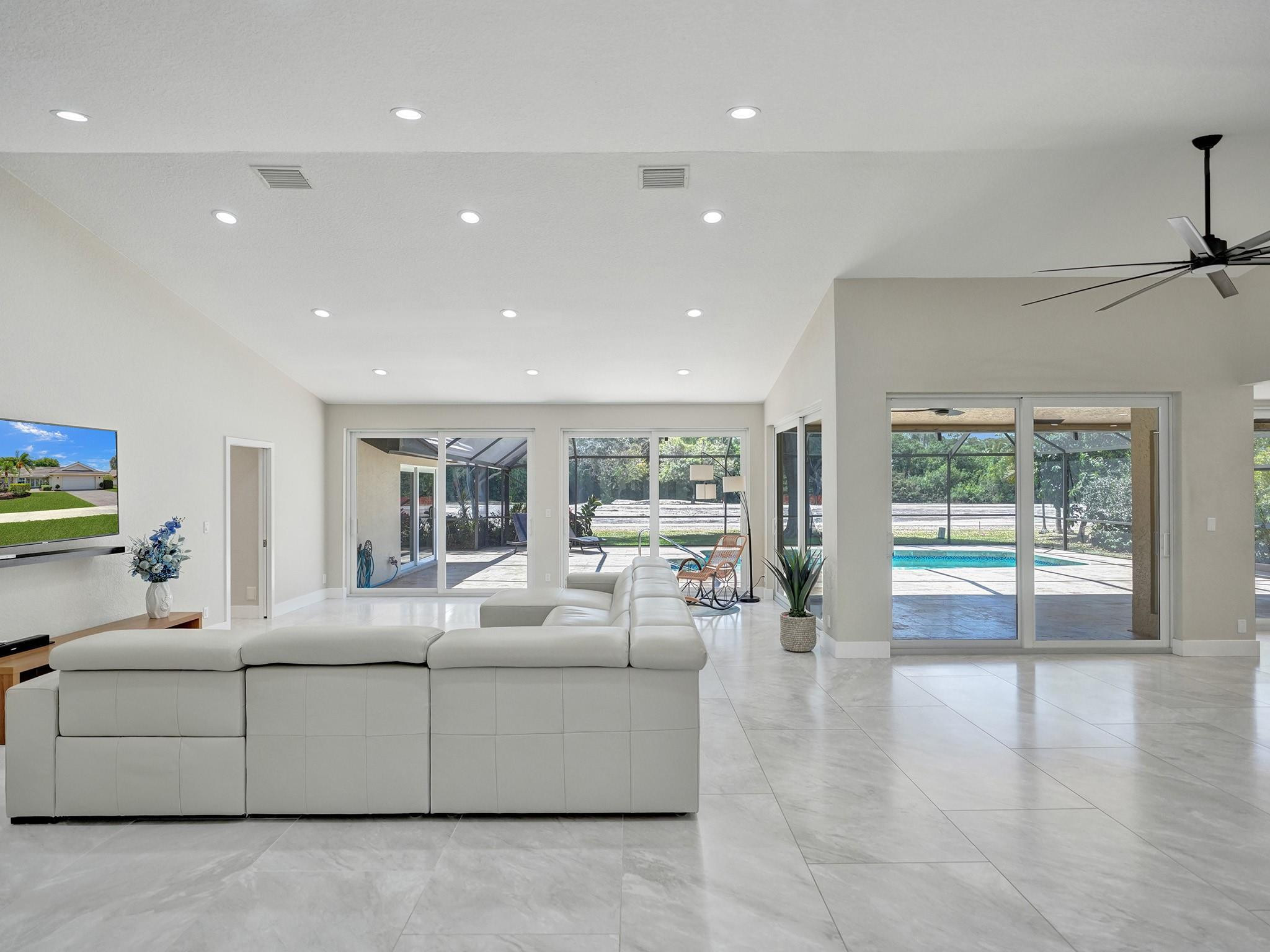 10358 Boca Woods Lane