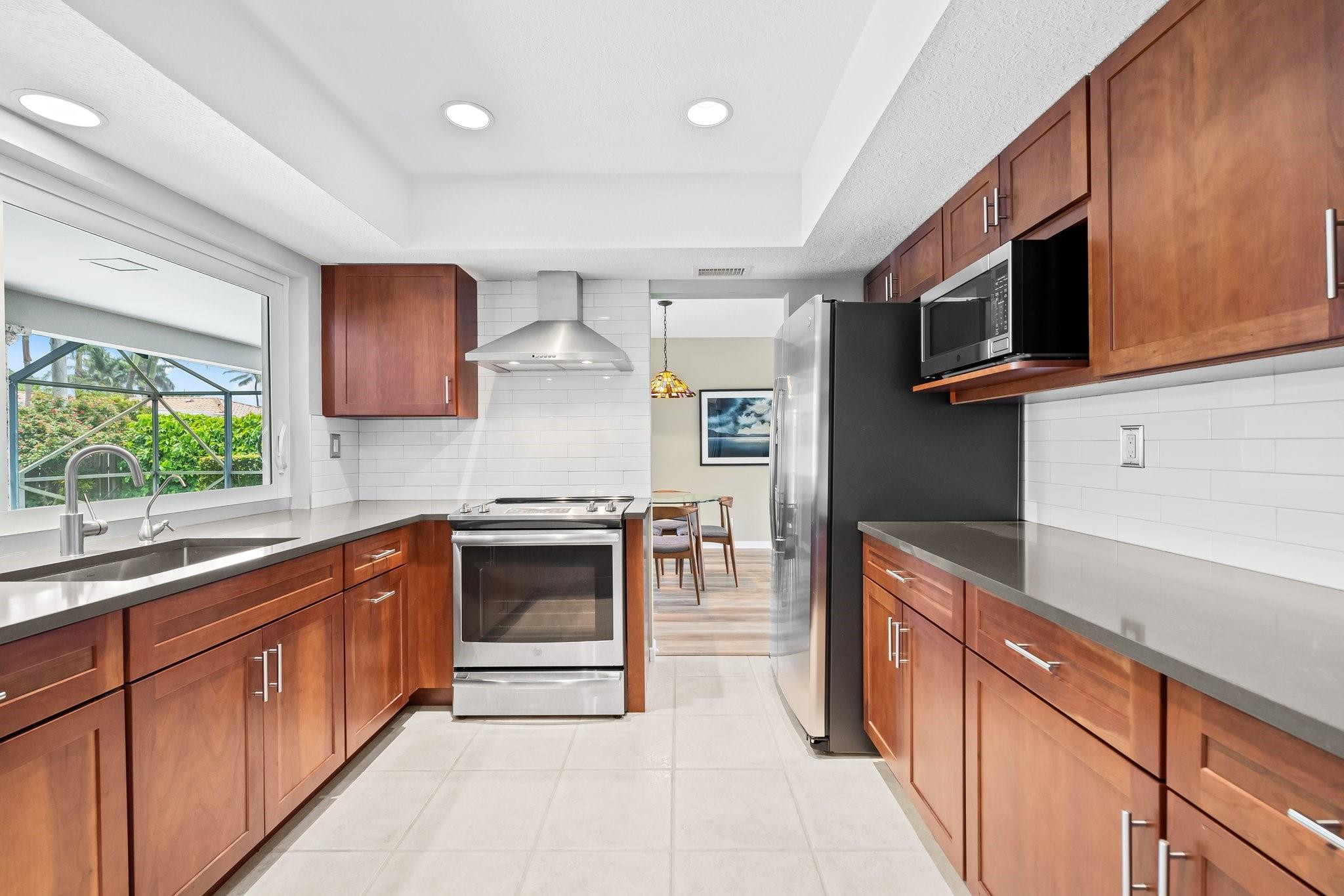 4420 NE 30th Ave