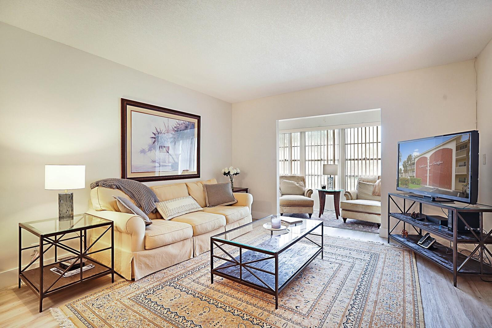 1951 NE 39th St 343