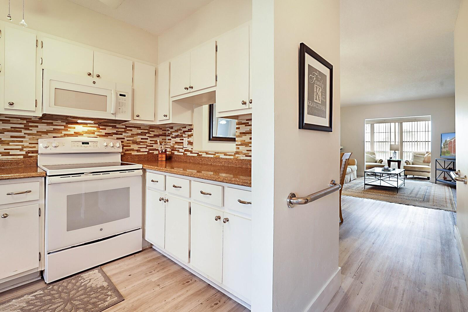 1951 NE 39th St 343