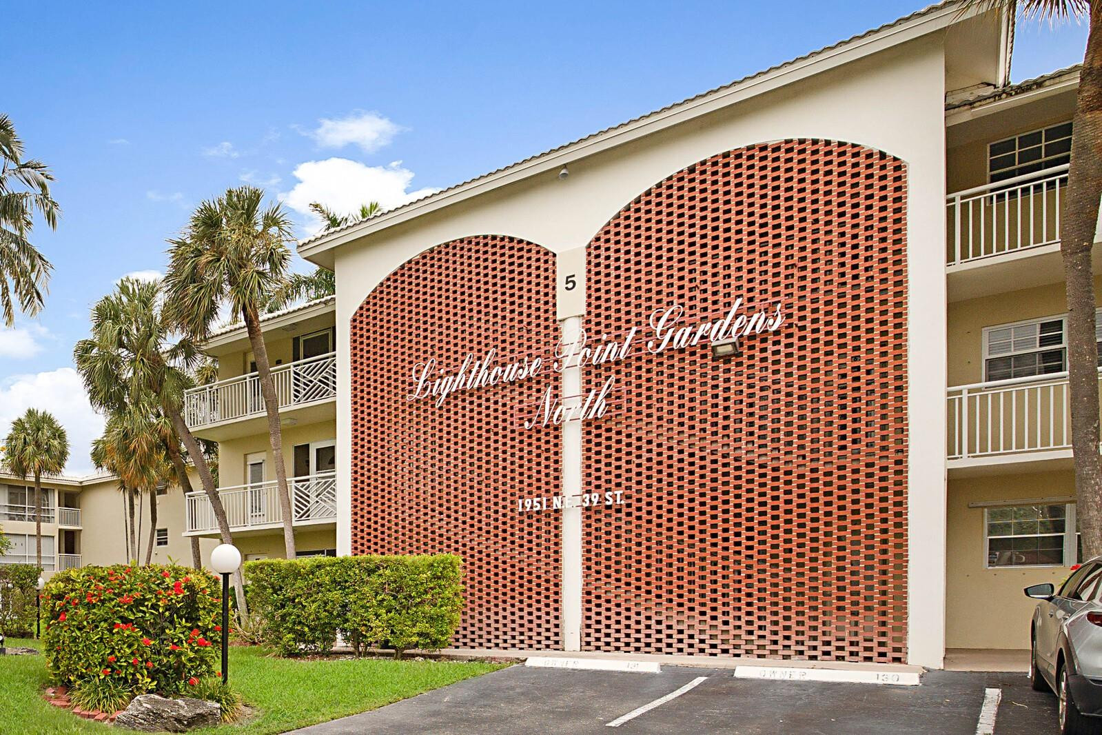 1951 NE 39th St 343