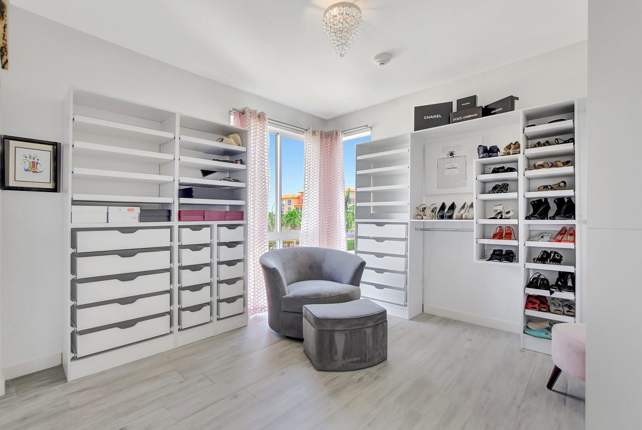 51 SE 19th Avenue #403