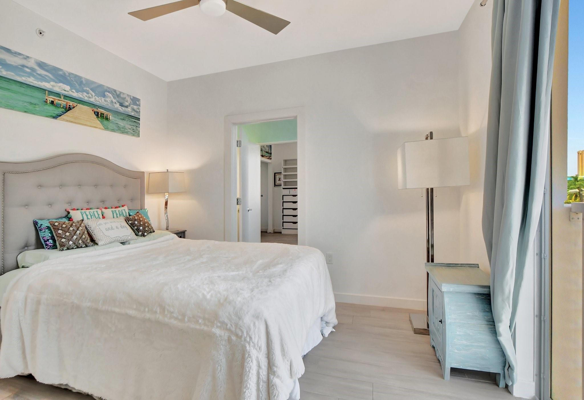 51 SE 19th Avenue #403