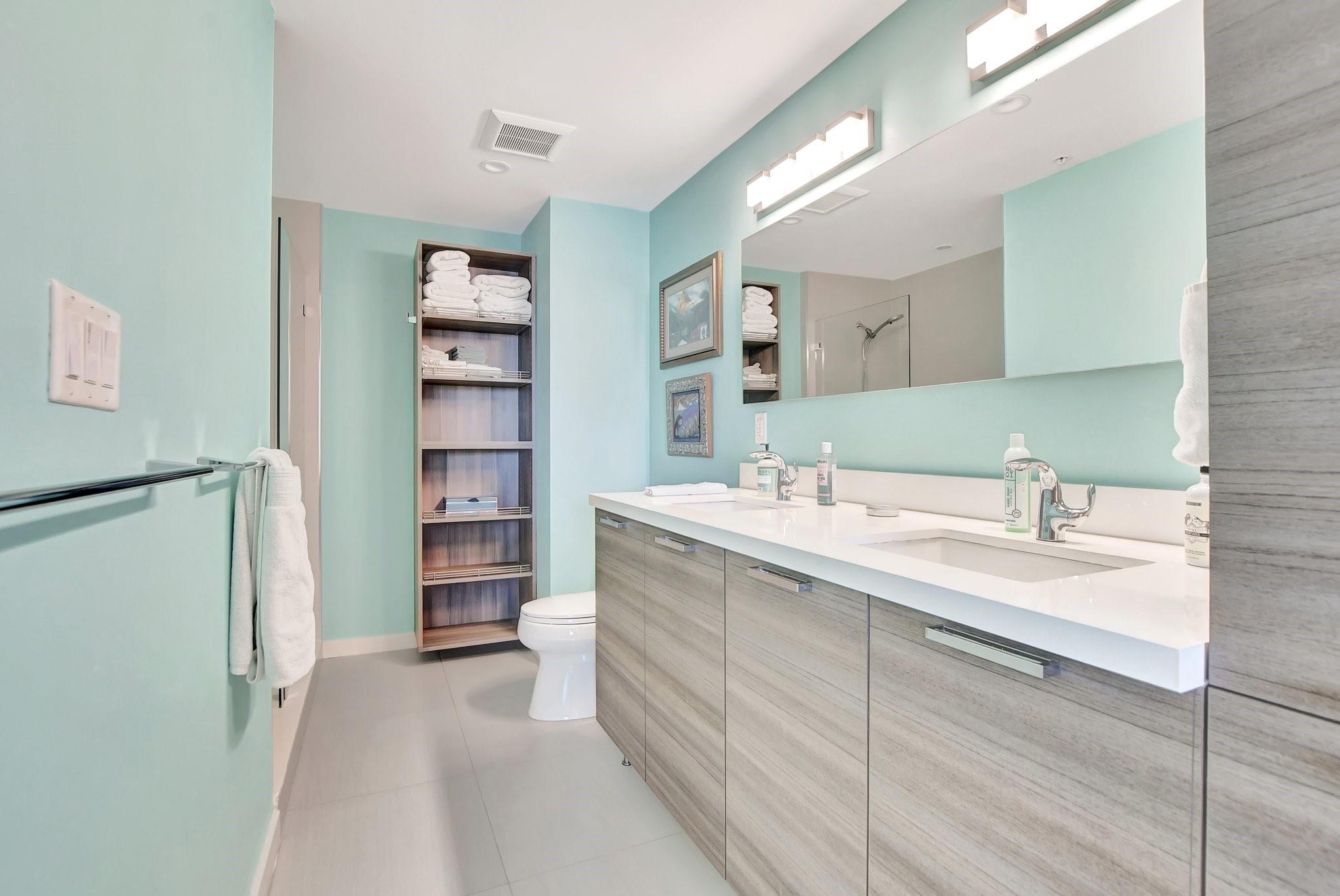 51 SE 19th Avenue #403