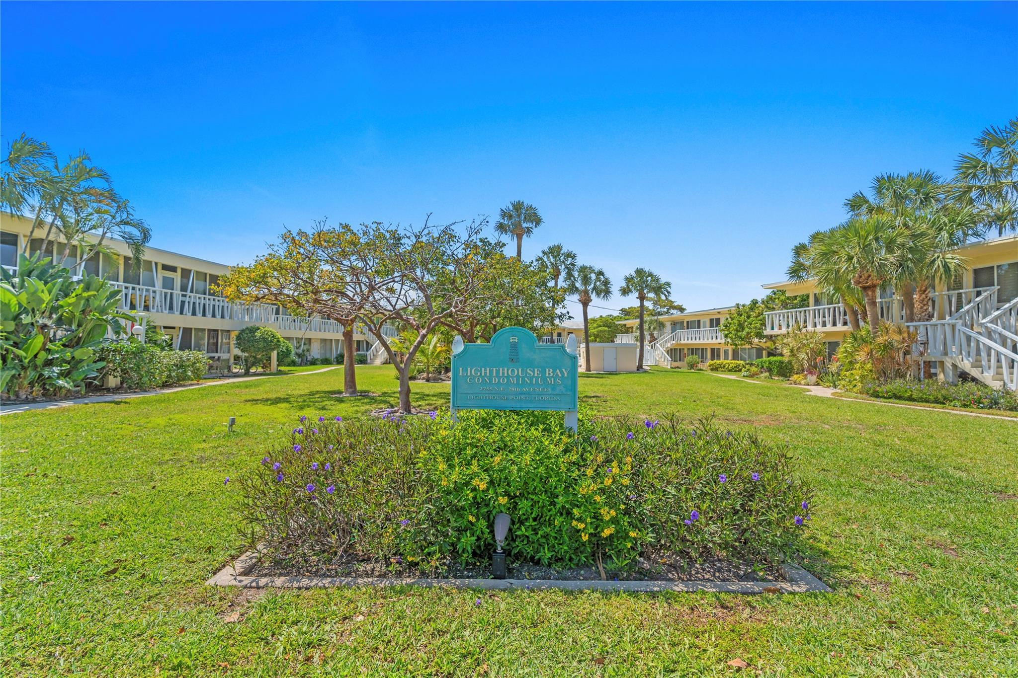 2755 NE 28th Ave F2
