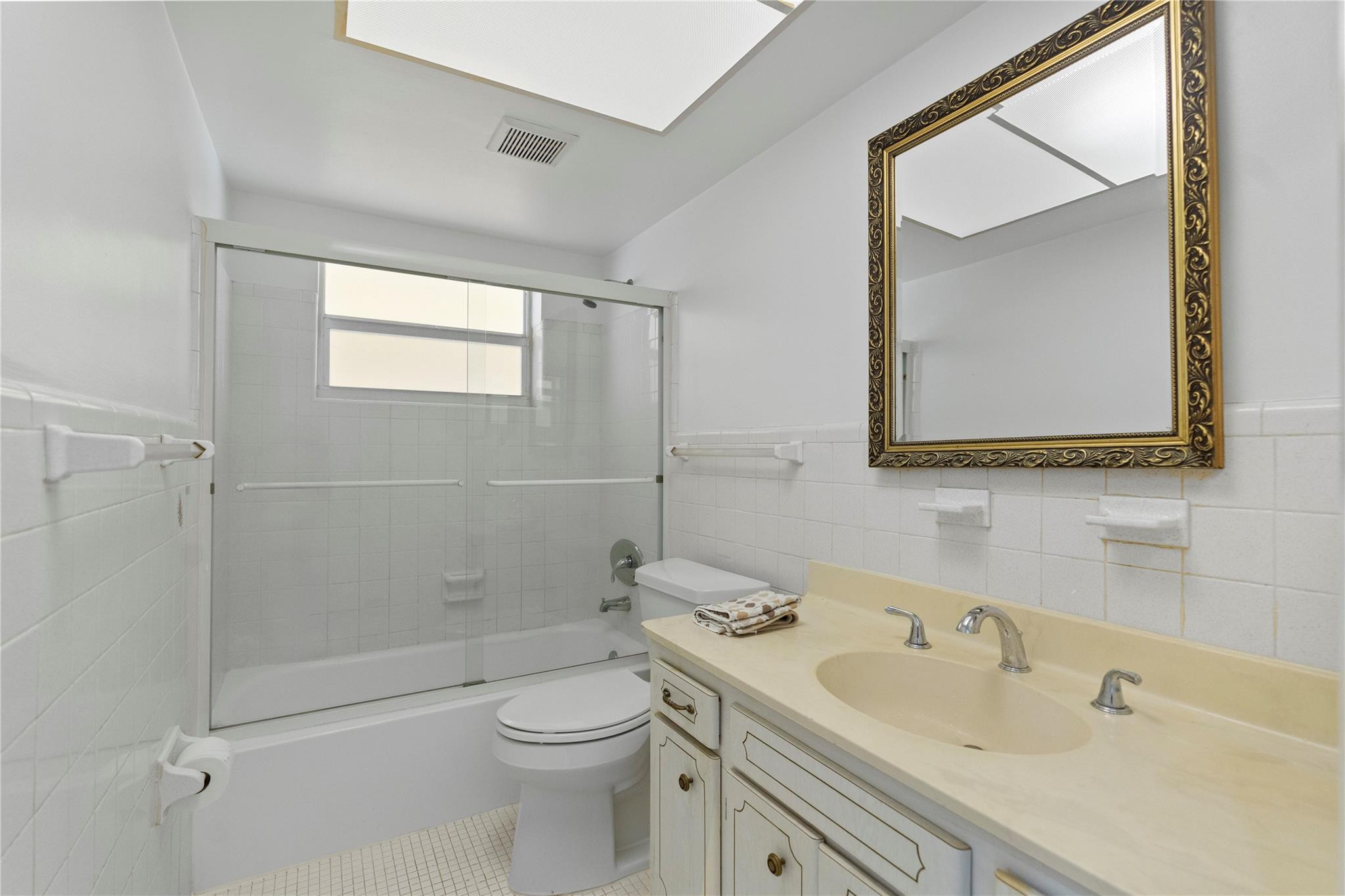 2755 NE 28th Ave F2