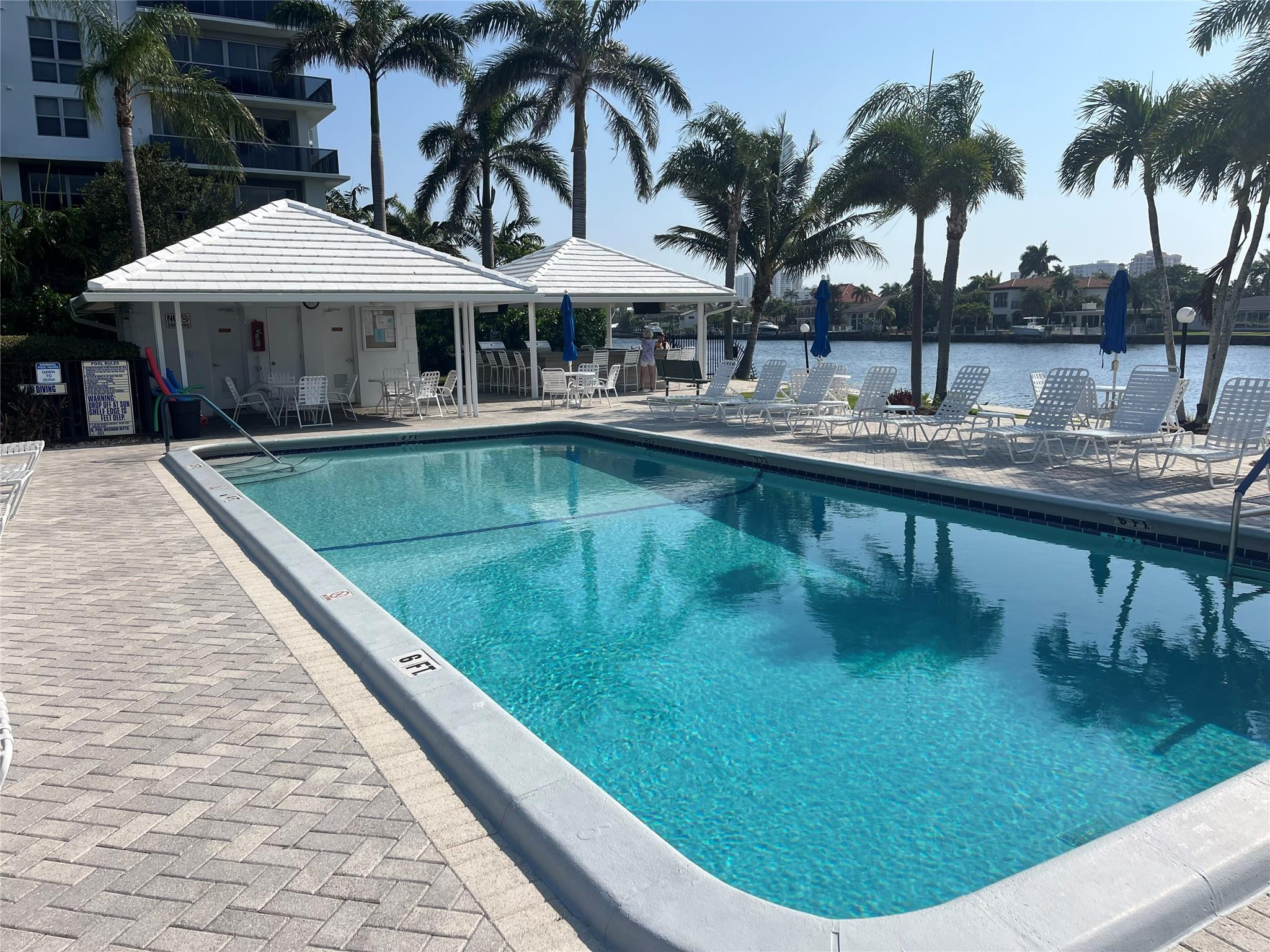 6289 Bay Club Drive 3