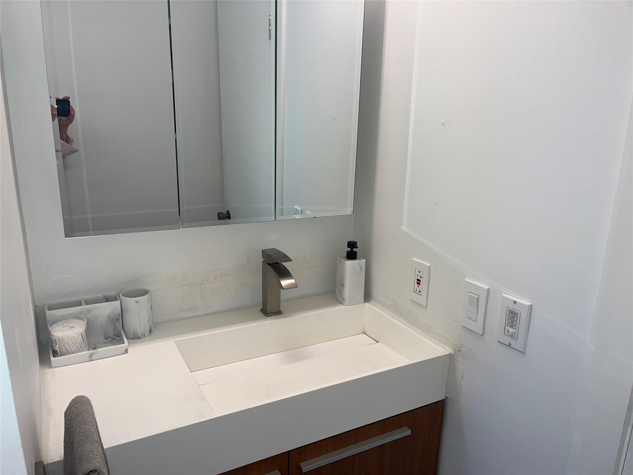 6289 Bay Club Drive 3