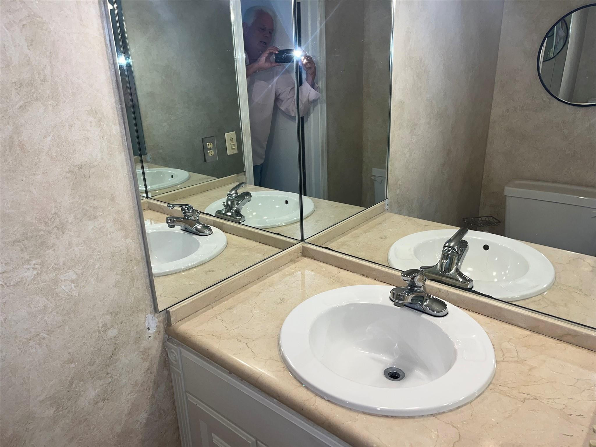 6289 Bay Club Drive 3