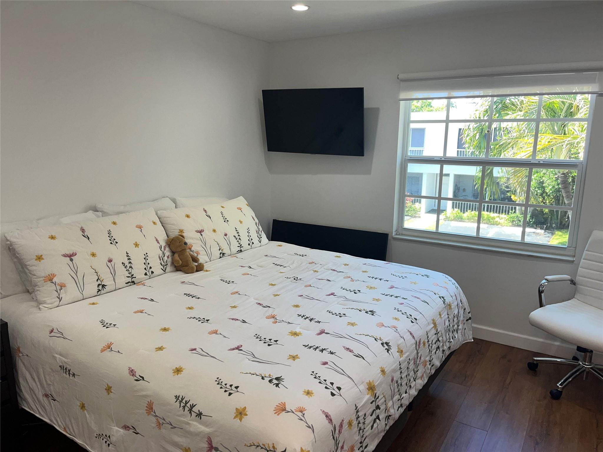 6289 Bay Club Drive 3