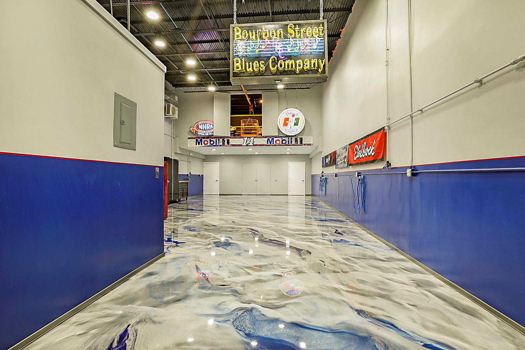 2175 N Andrews Ave 3