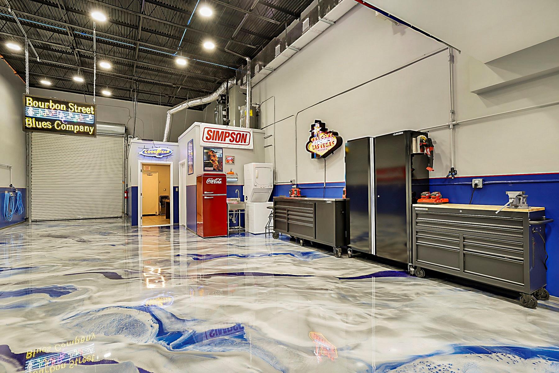 2175 N Andrews Ave 3