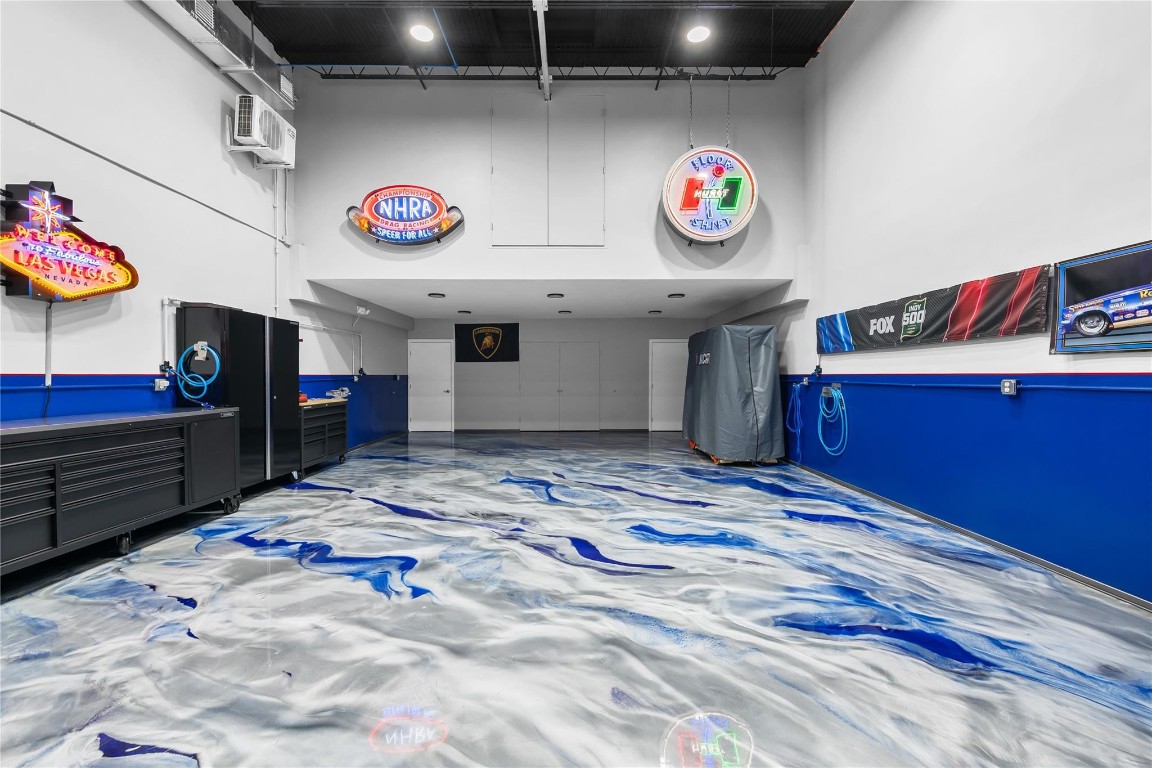 2175 N Andrews Ave 3