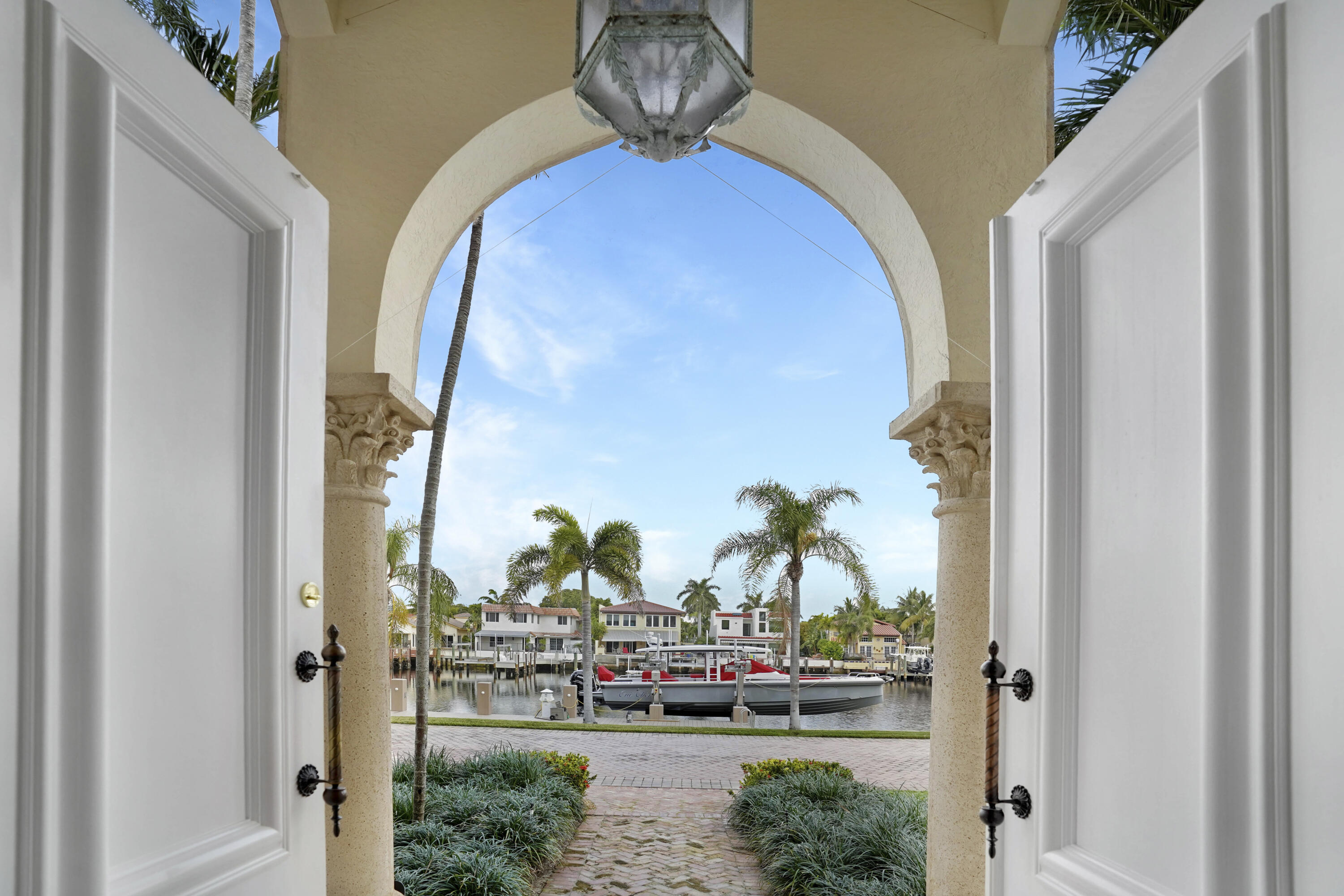 890 Lilac Drive