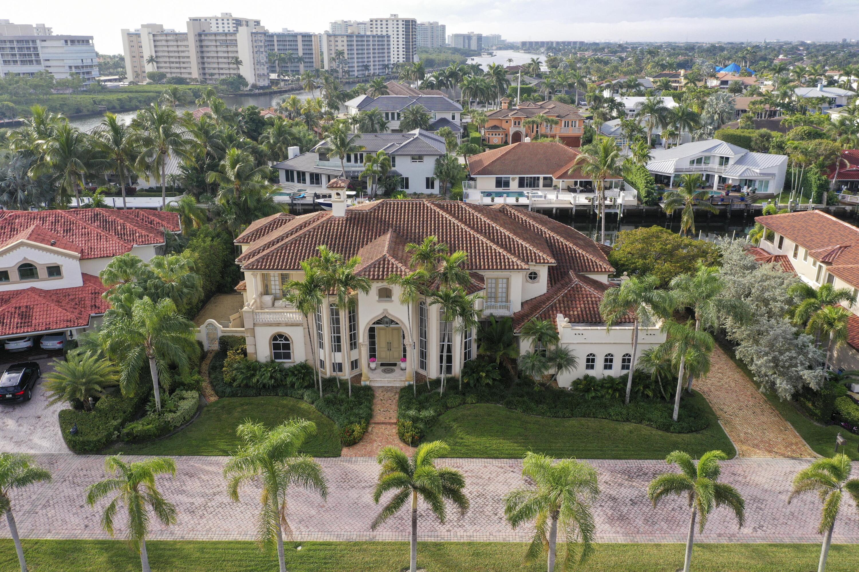 890 Lilac Drive