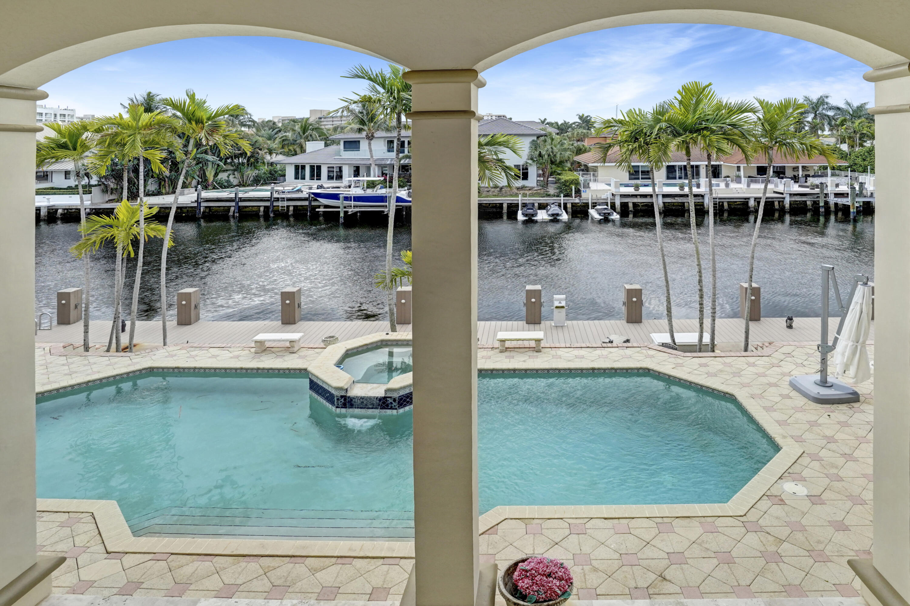 890 Lilac Drive
