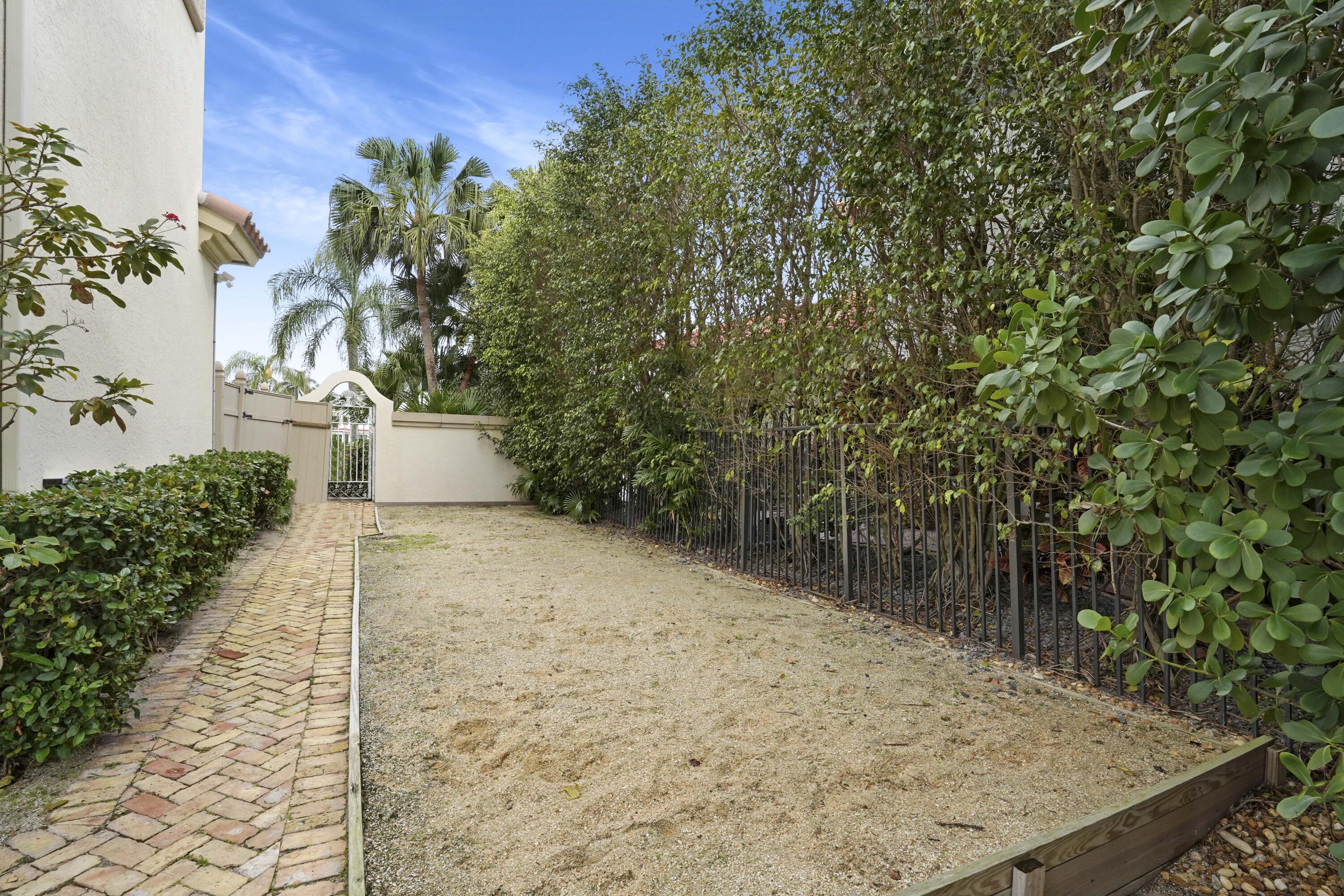 890 Lilac Drive