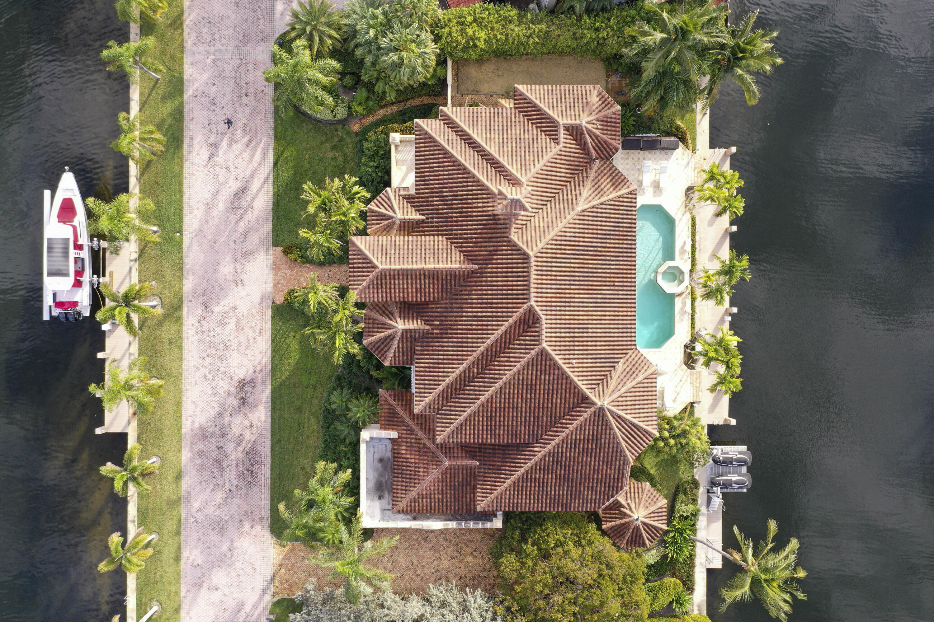 890 Lilac Drive