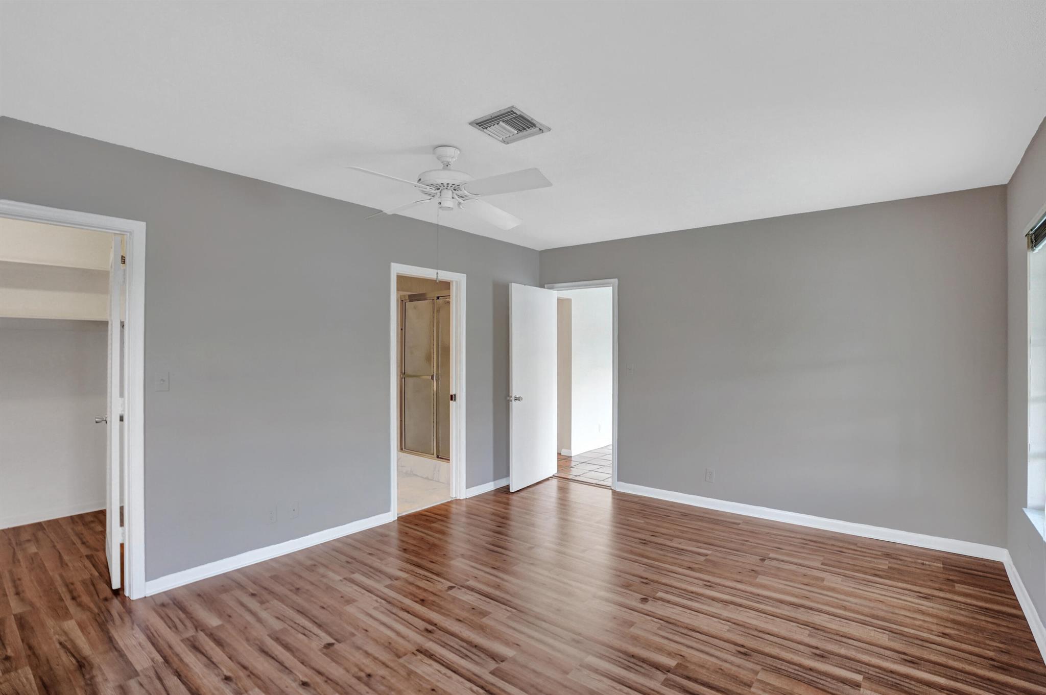 55 Little Harbor Way