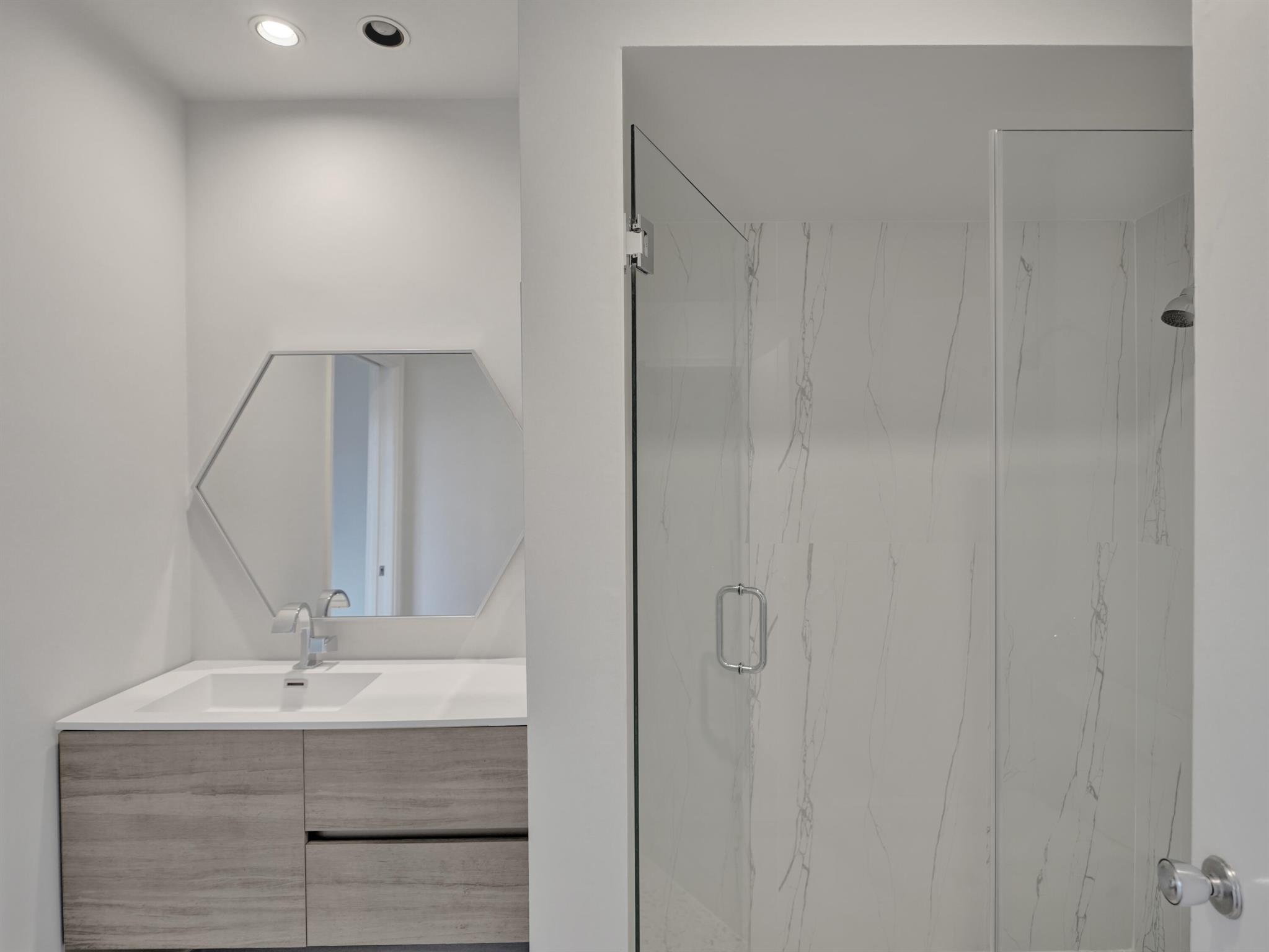 55 Little Harbor Way