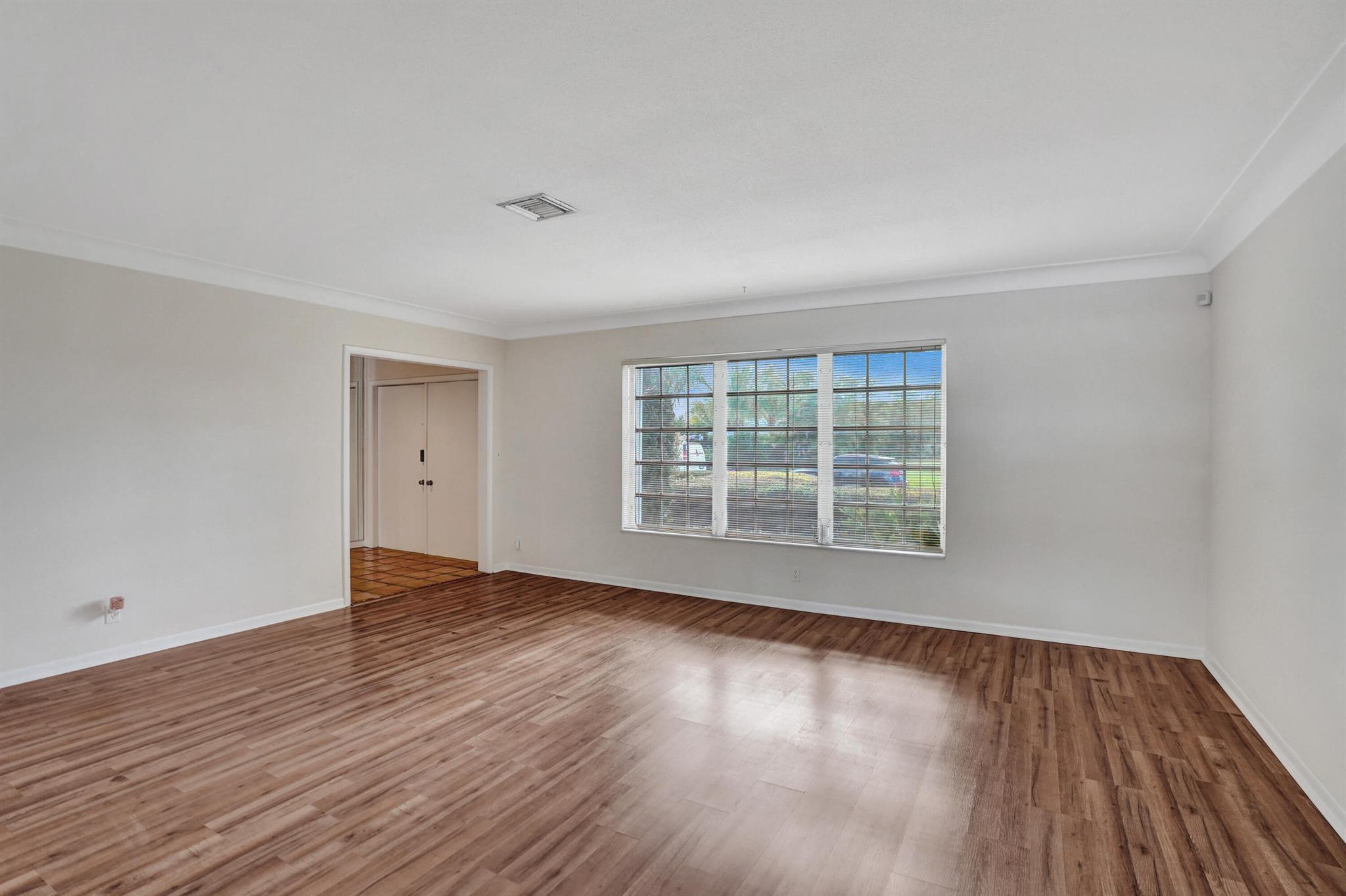 55 Little Harbor Way