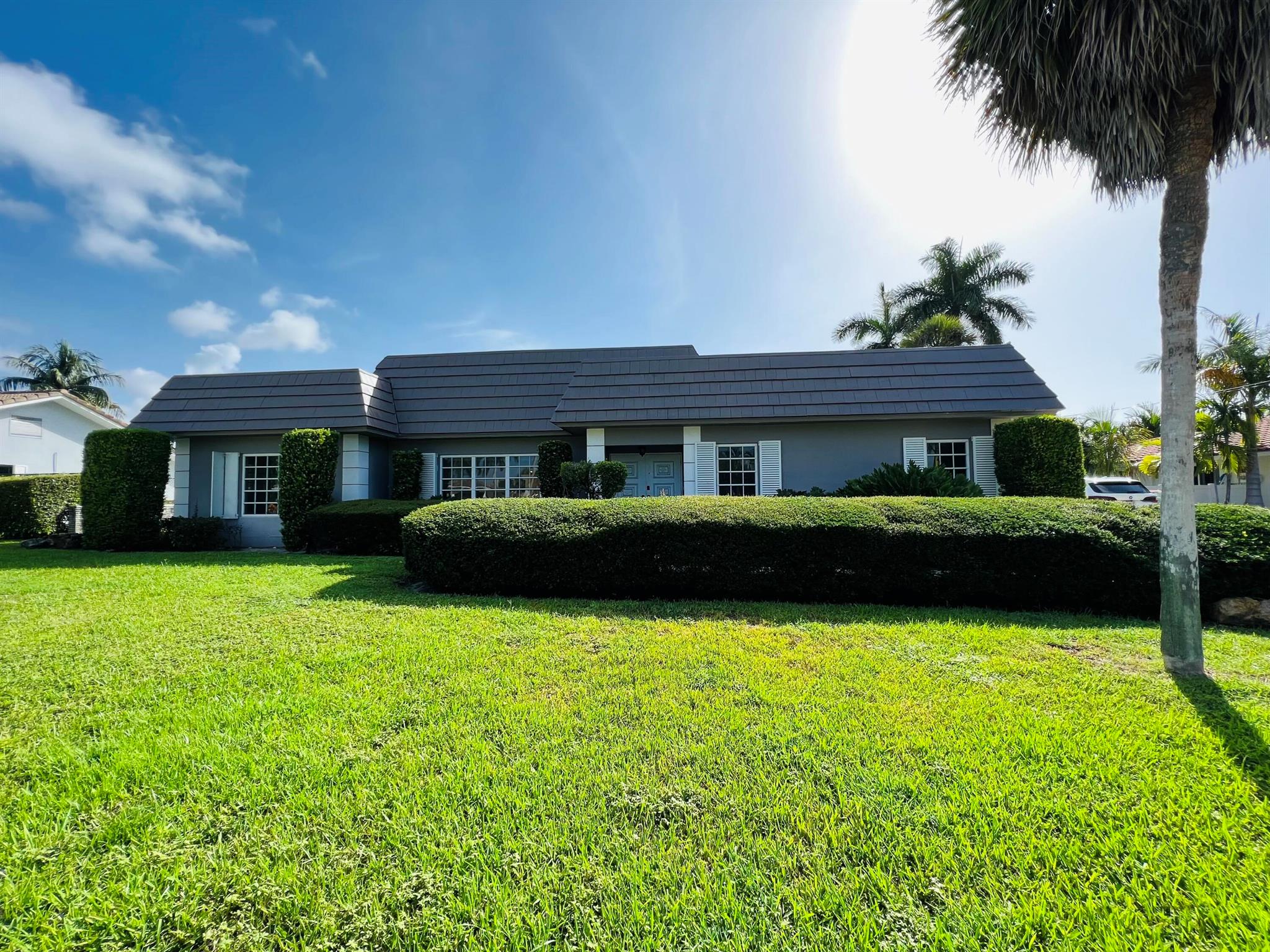 55 Little Harbor Way