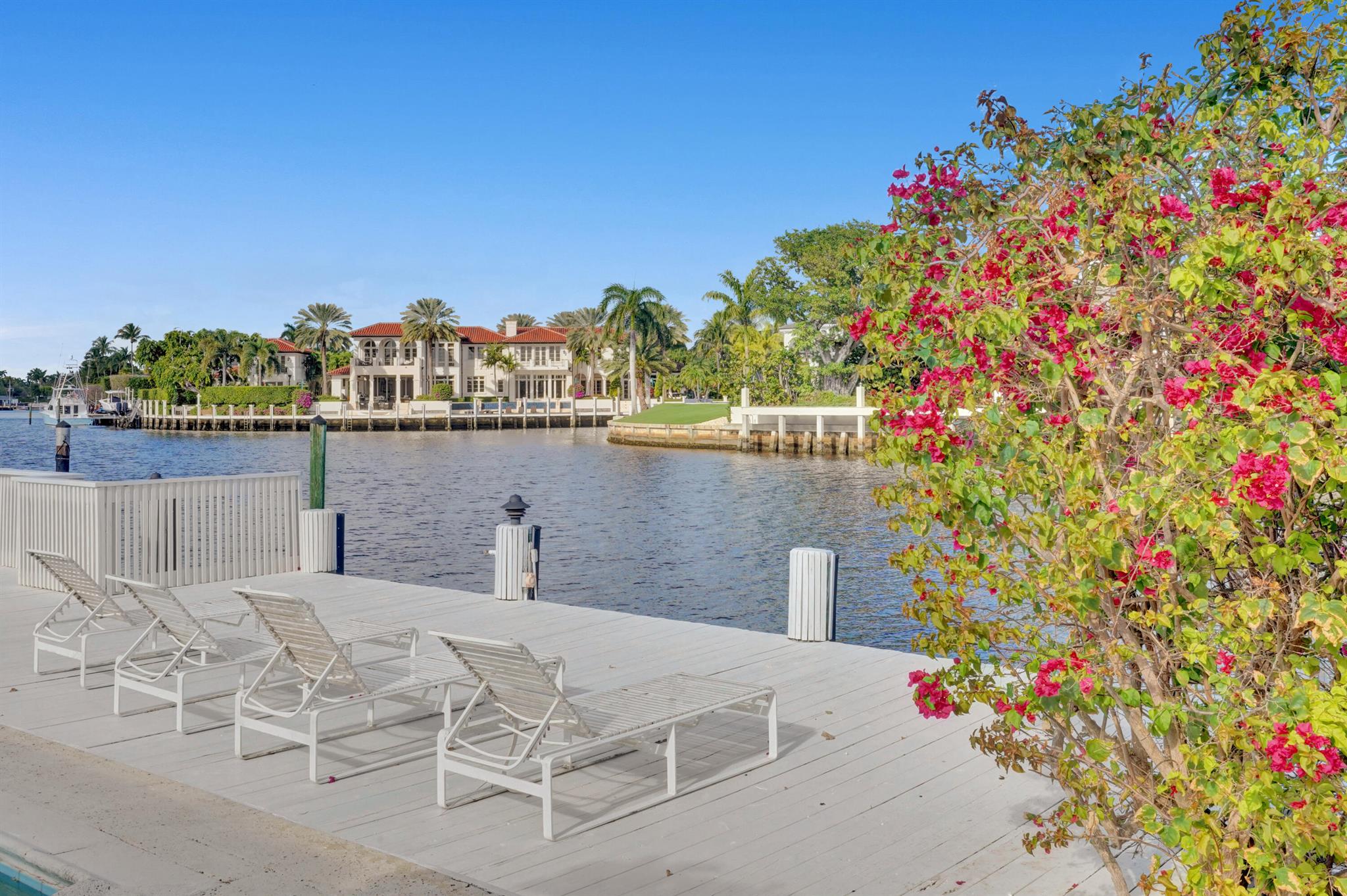 55 Little Harbor Way