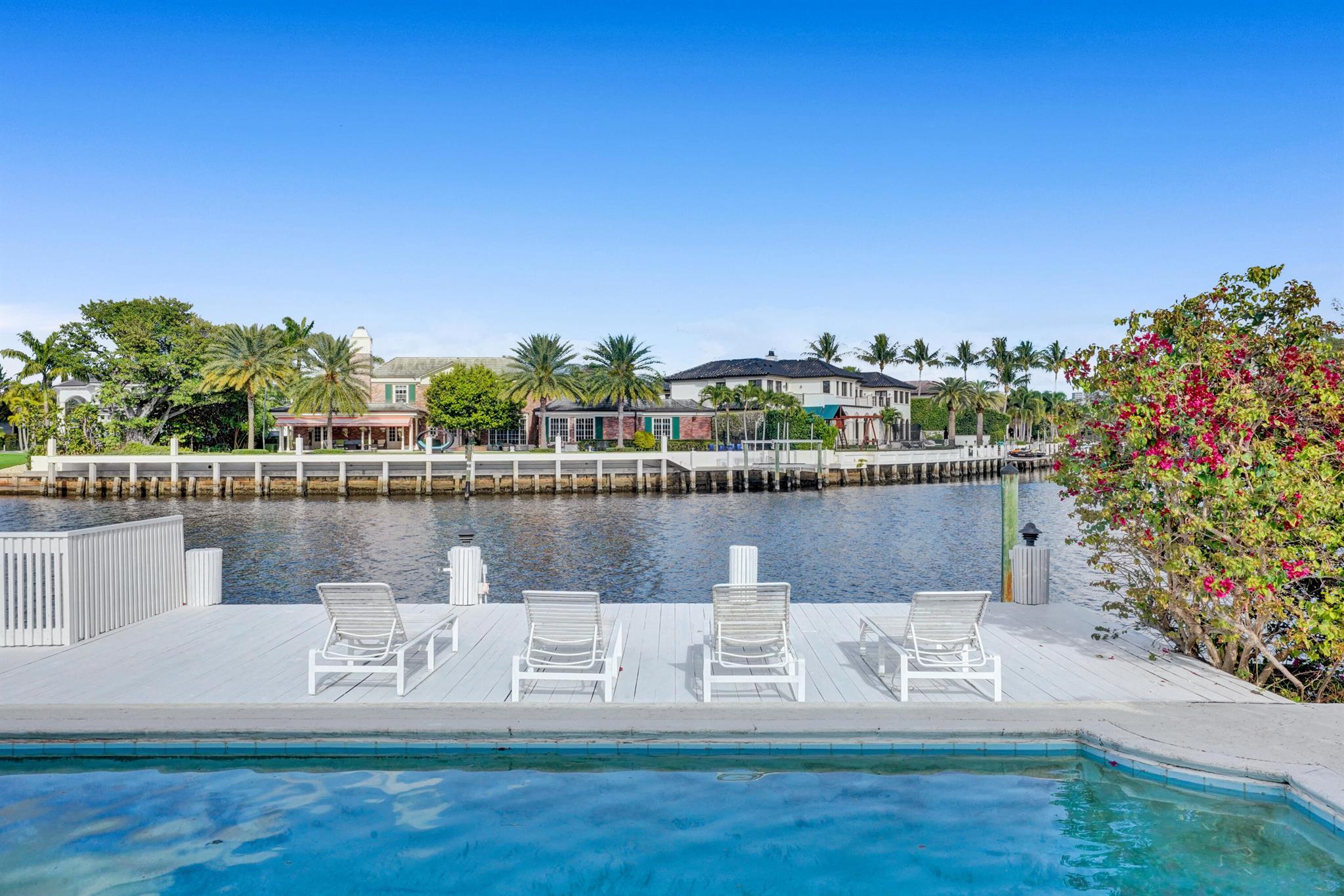 55 Little Harbor Way