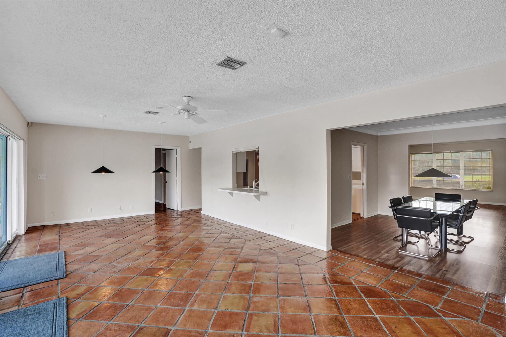 55 Little Harbor Way