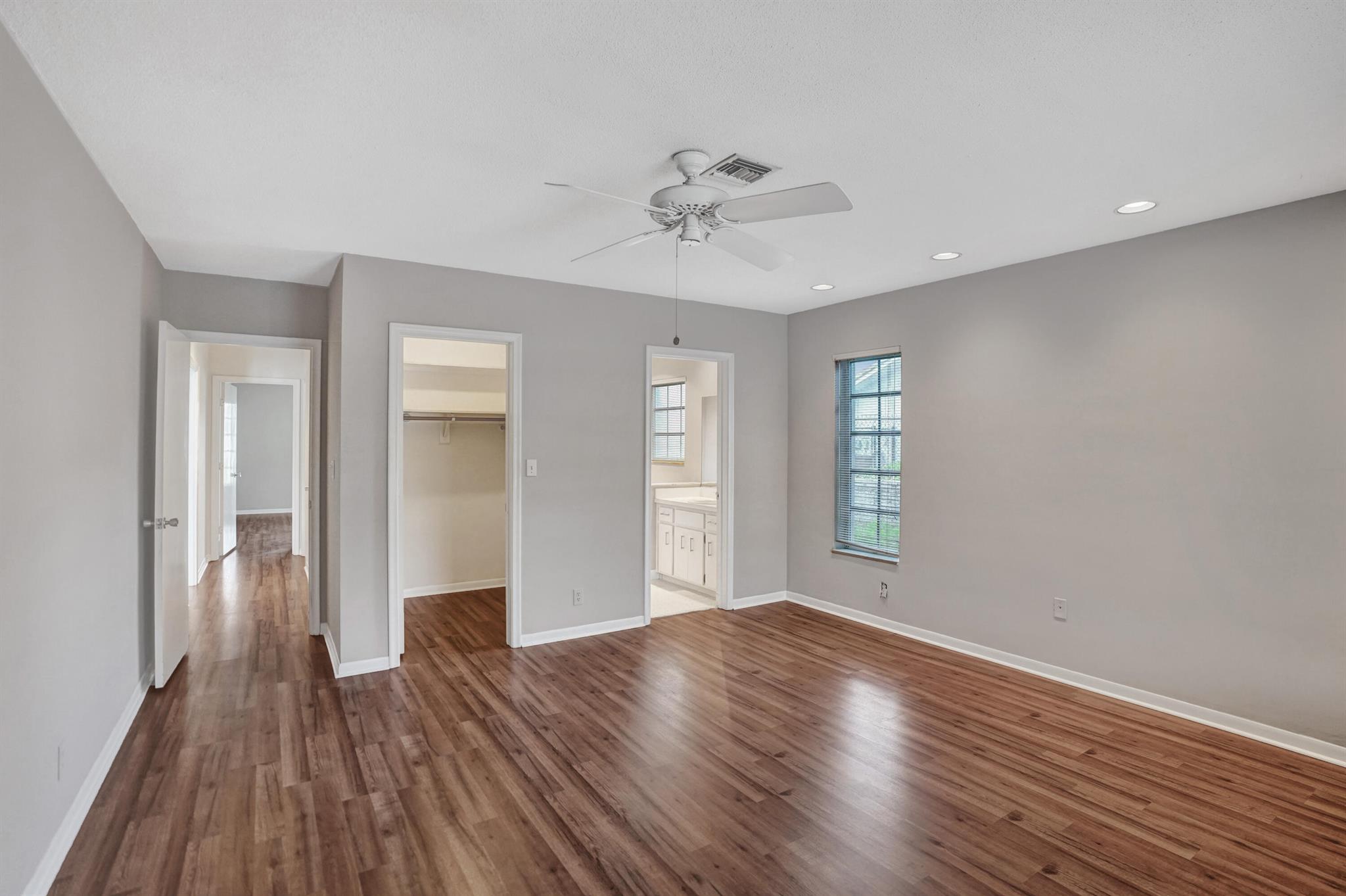 55 Little Harbor Way