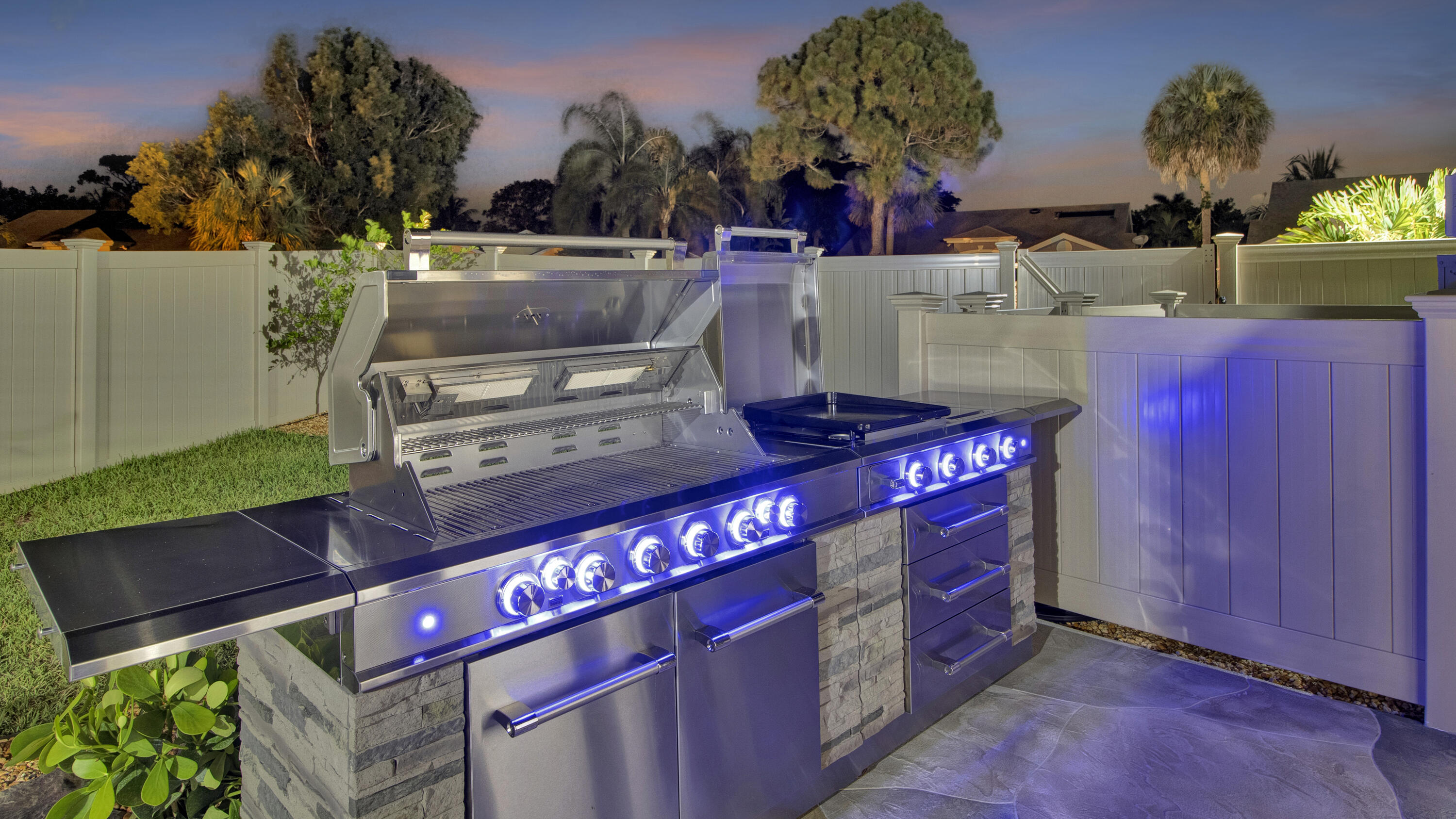 1047 Lake Breeze Drive