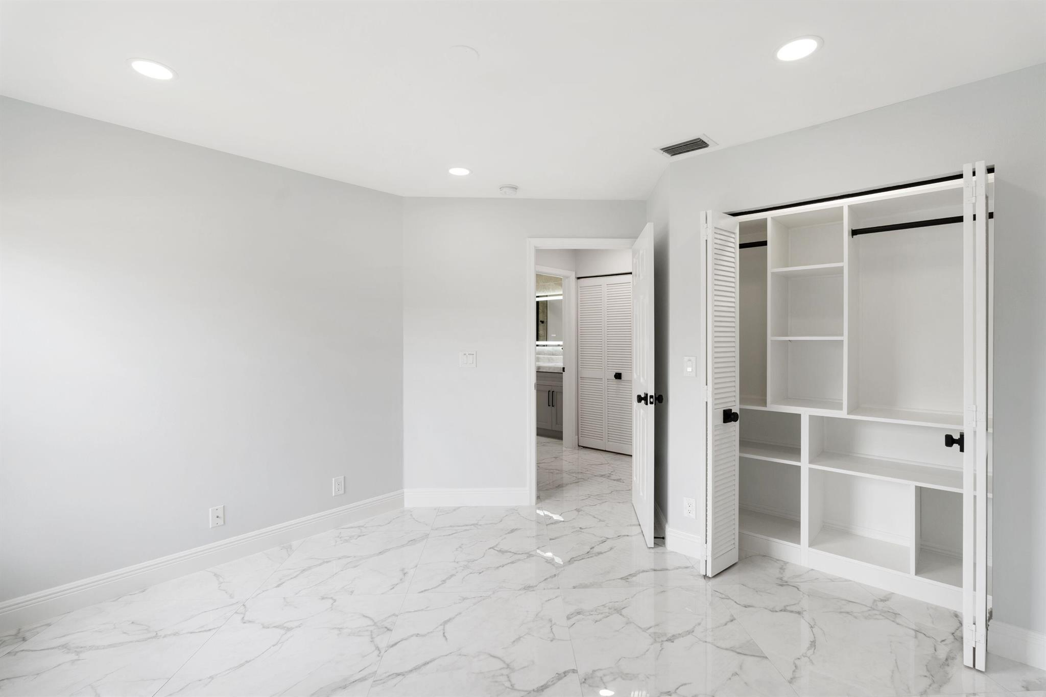 1047 Lake Breeze Drive