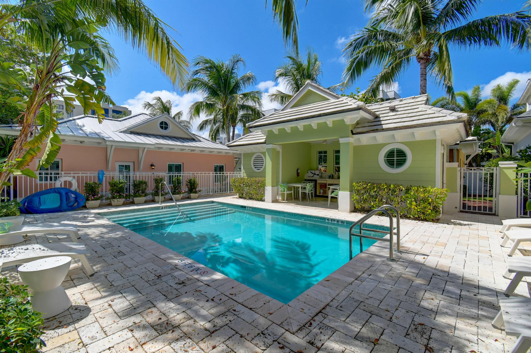 2225 S Ocean Boulevard 12