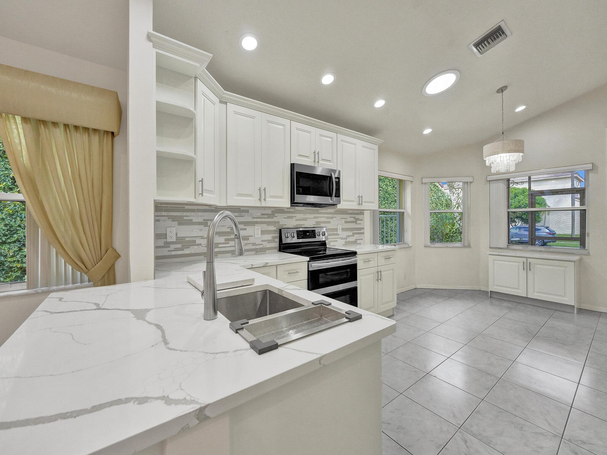 11185 Harbour Springs Circle
