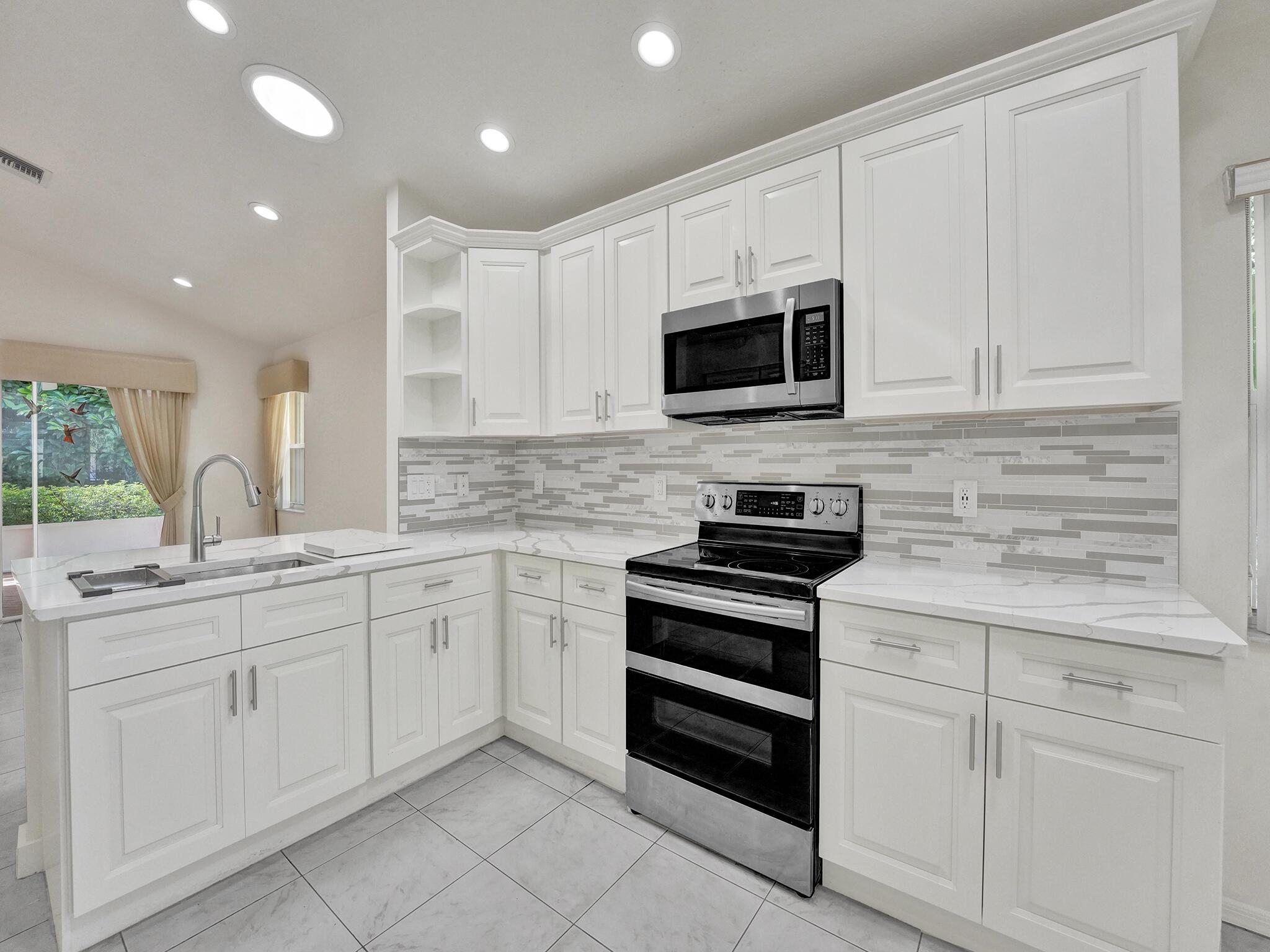 11185 Harbour Springs Circle