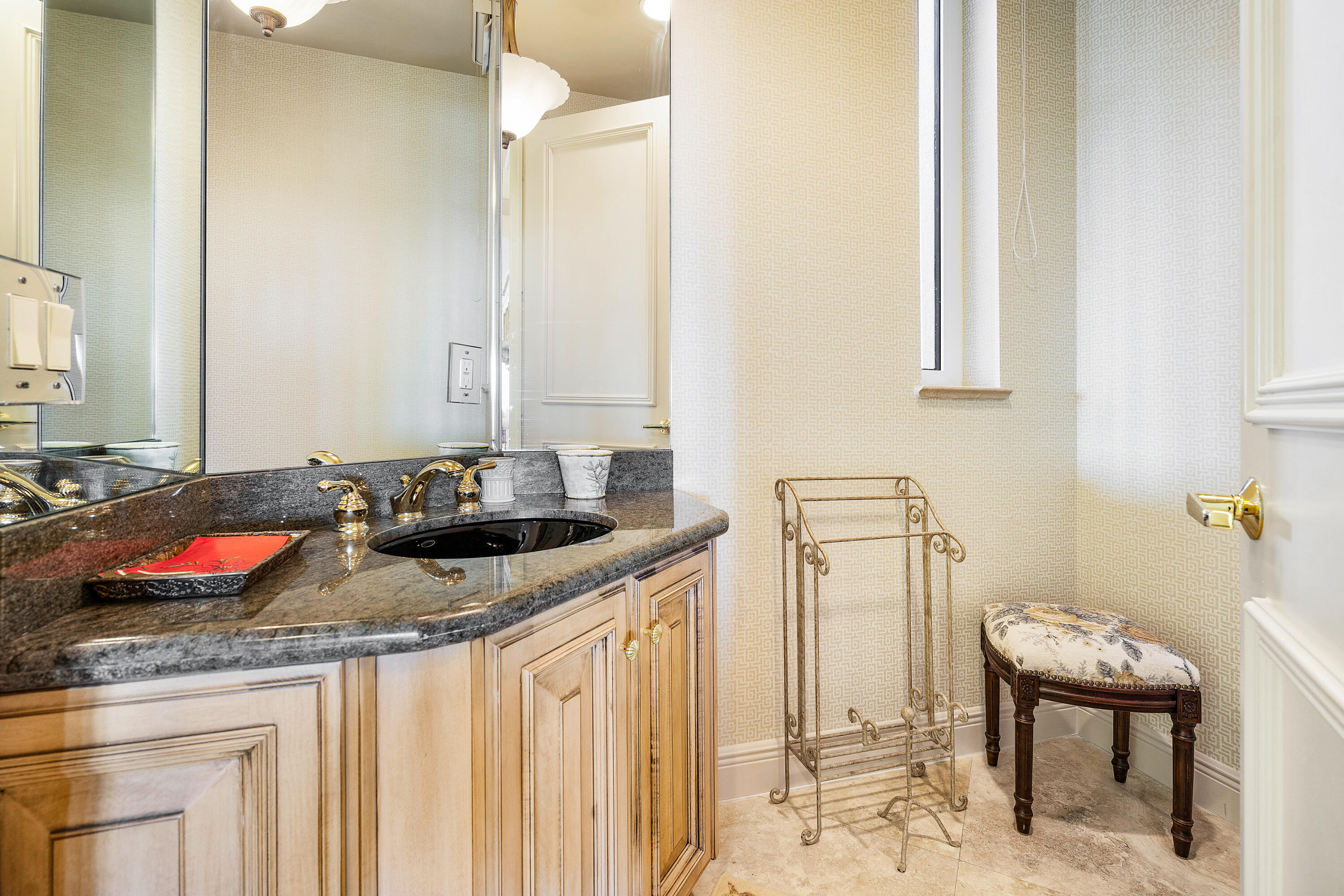 6373 N Ocean Boulevard