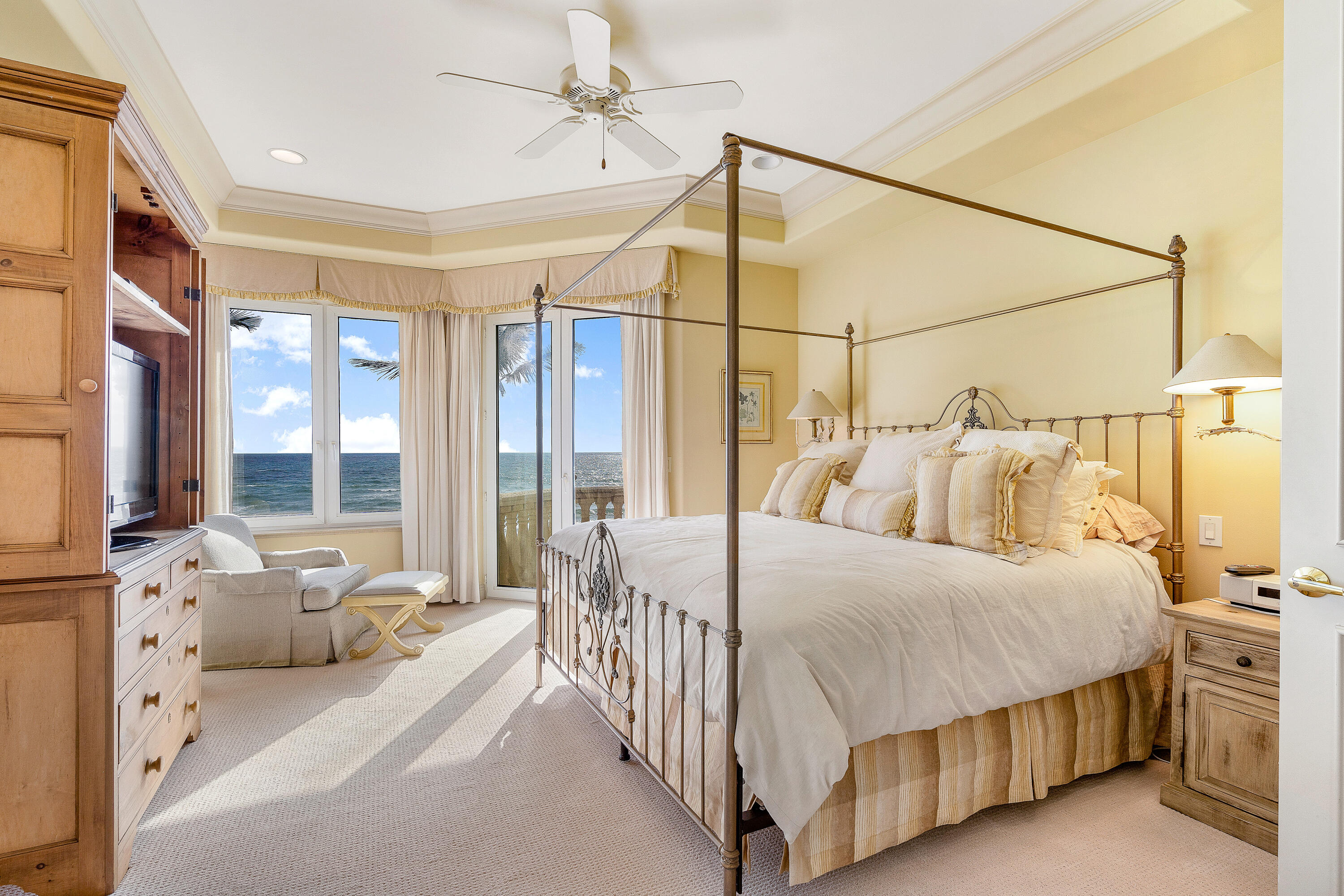 6373 N Ocean Boulevard