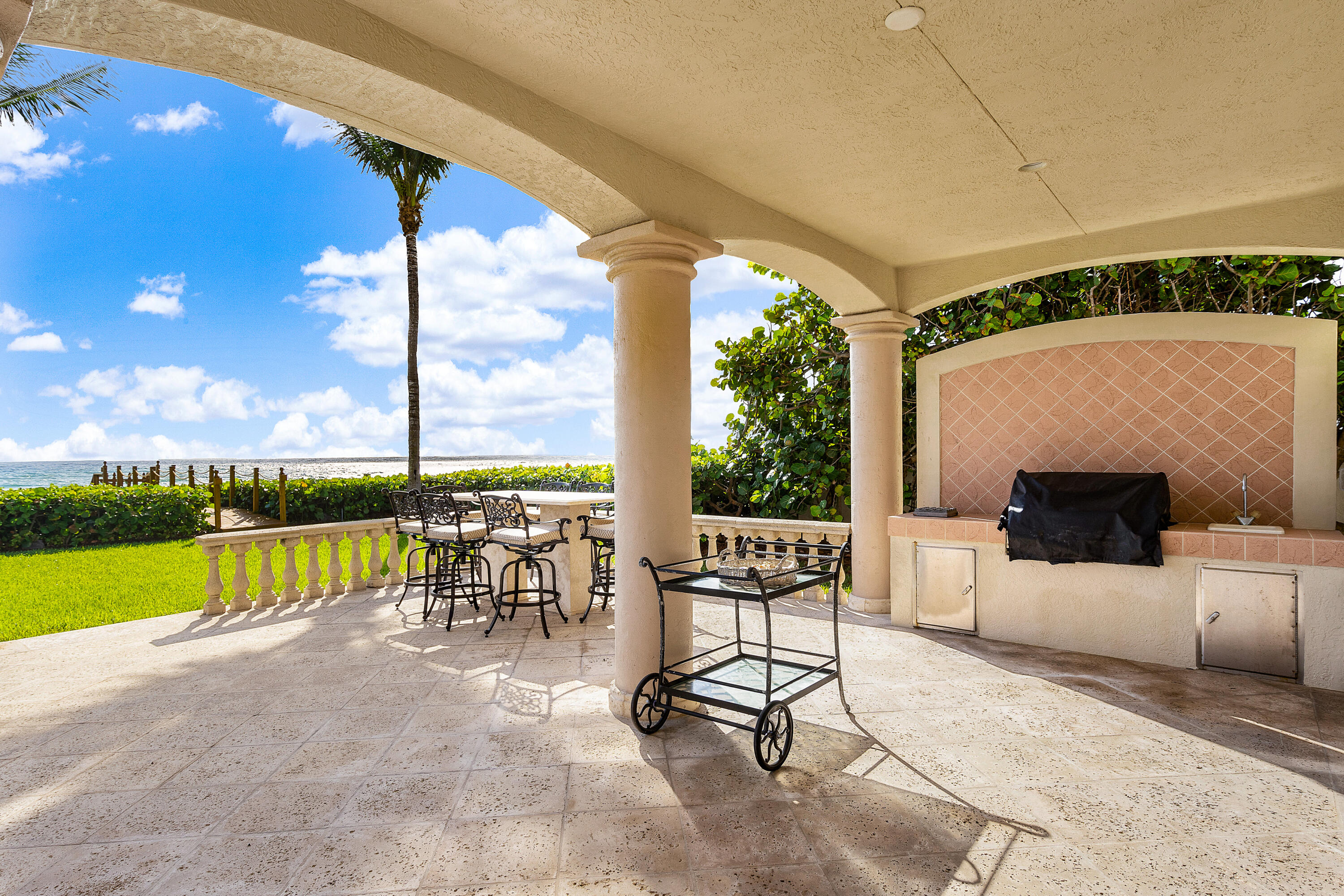 6373 N Ocean Boulevard