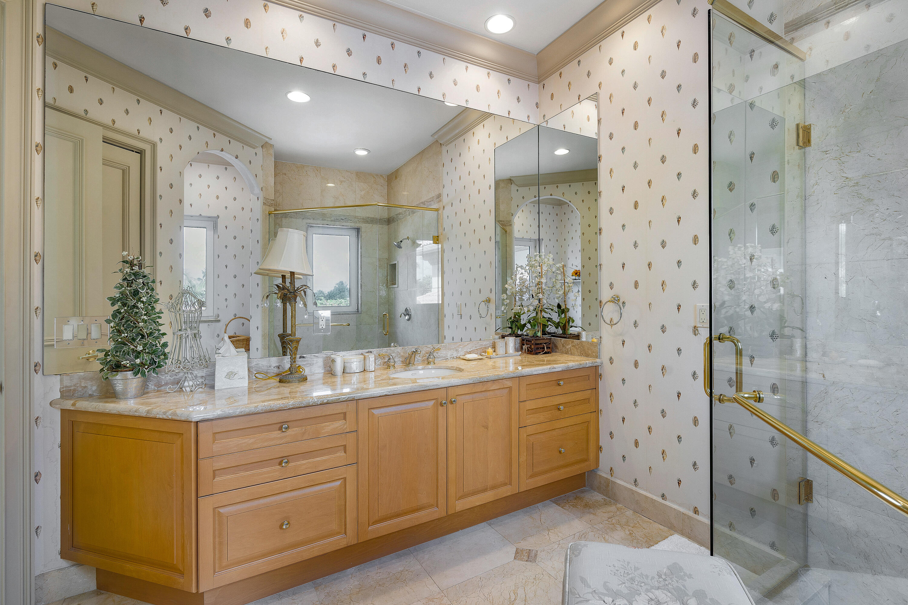 6373 N Ocean Boulevard