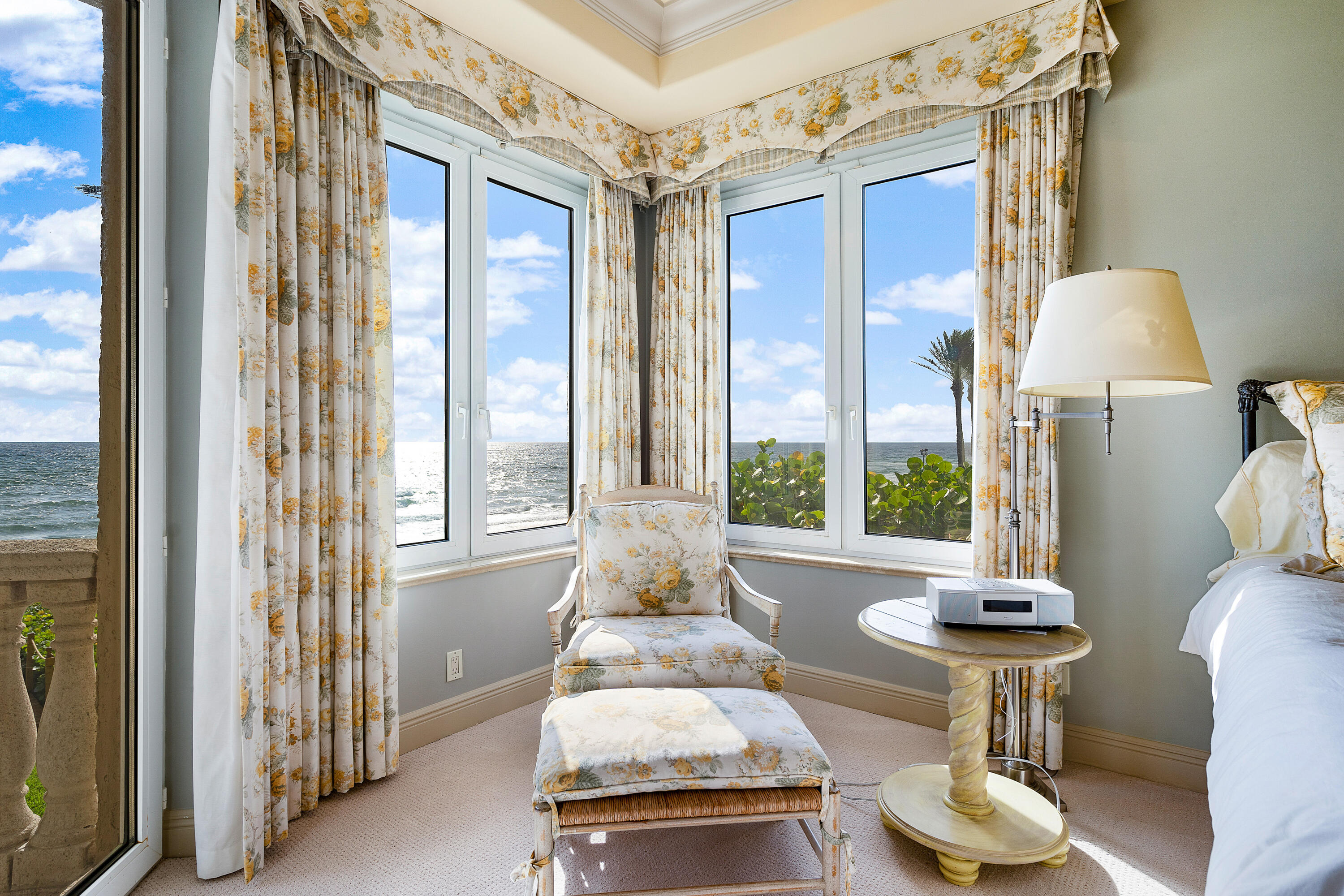 6373 N Ocean Boulevard