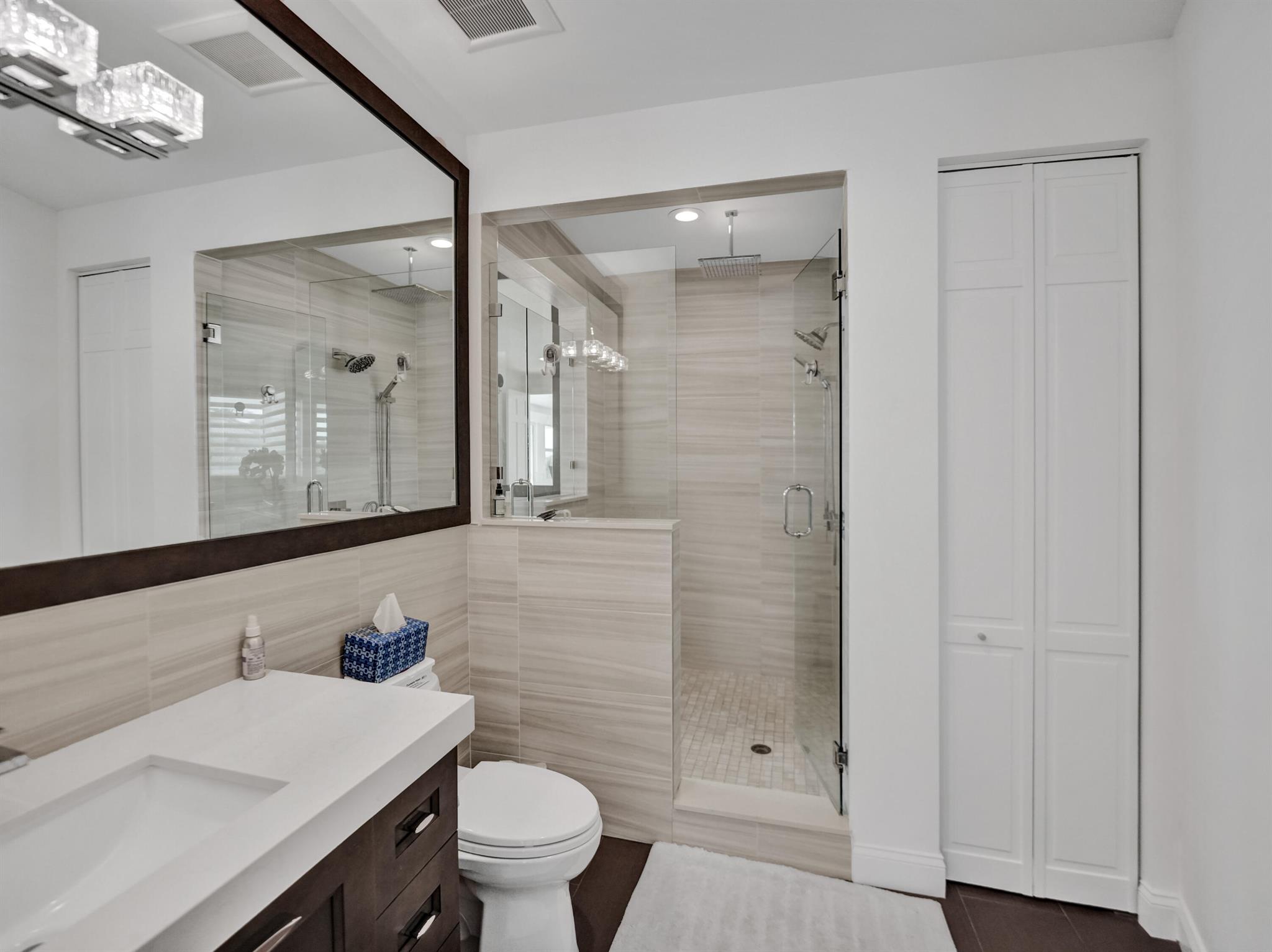 3730 NE 27th Terrace