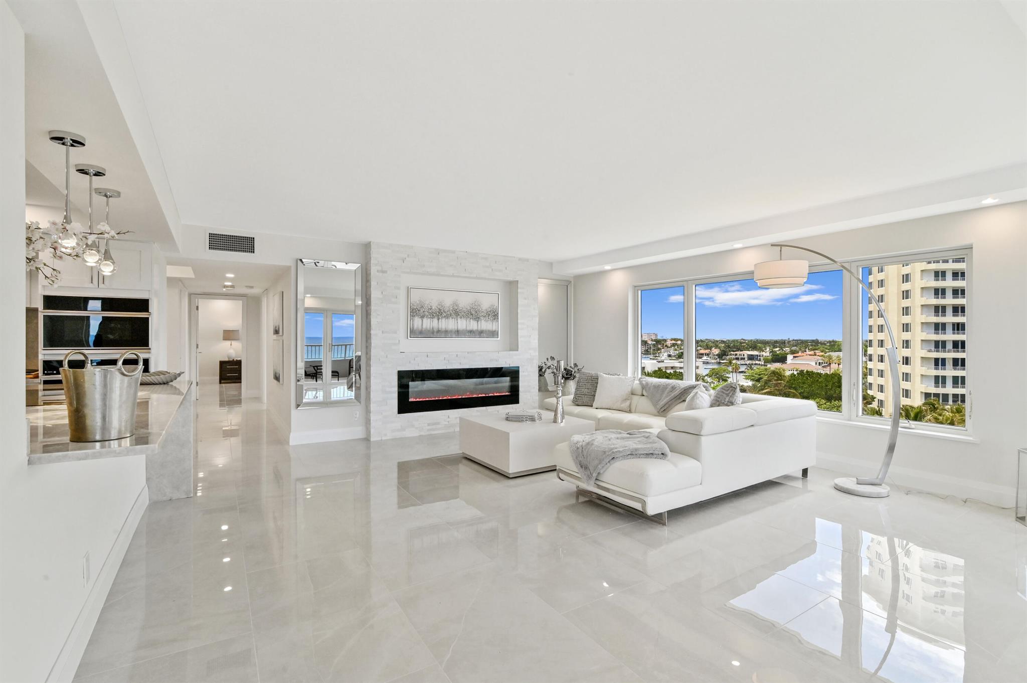 600 S Ocean Boulevard 708