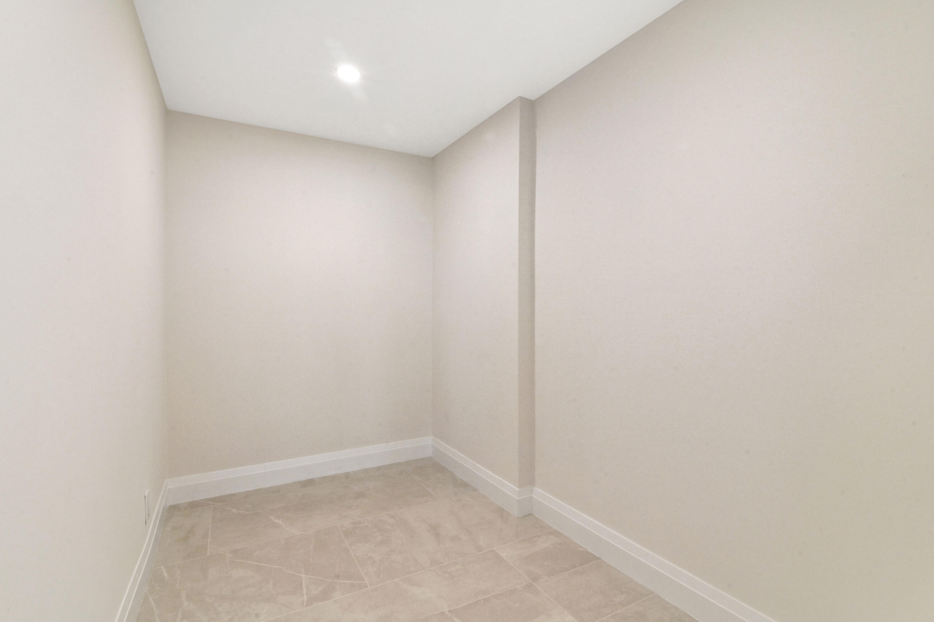 600 S Ocean Boulevard 708