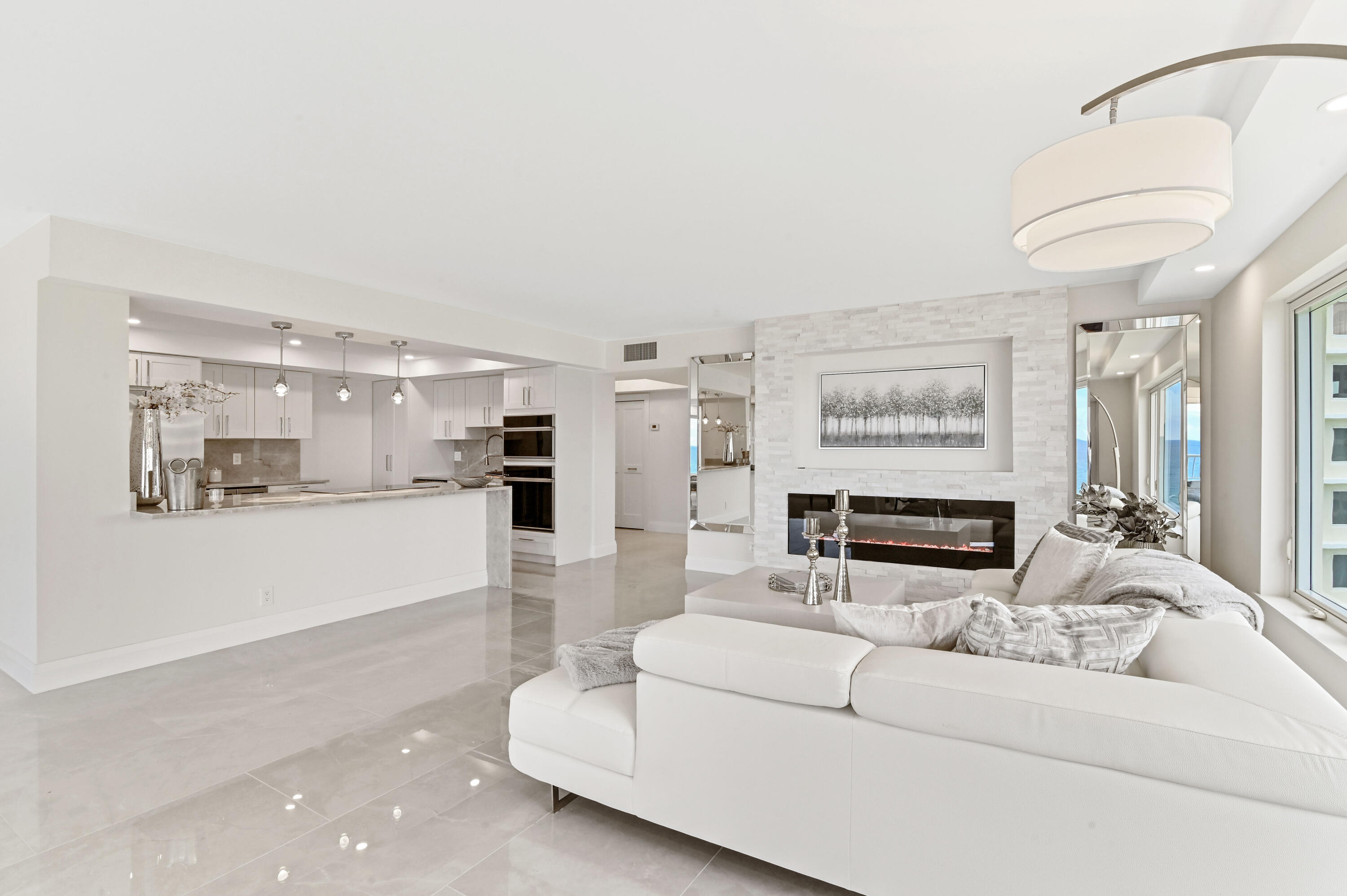 600 S Ocean Boulevard 708