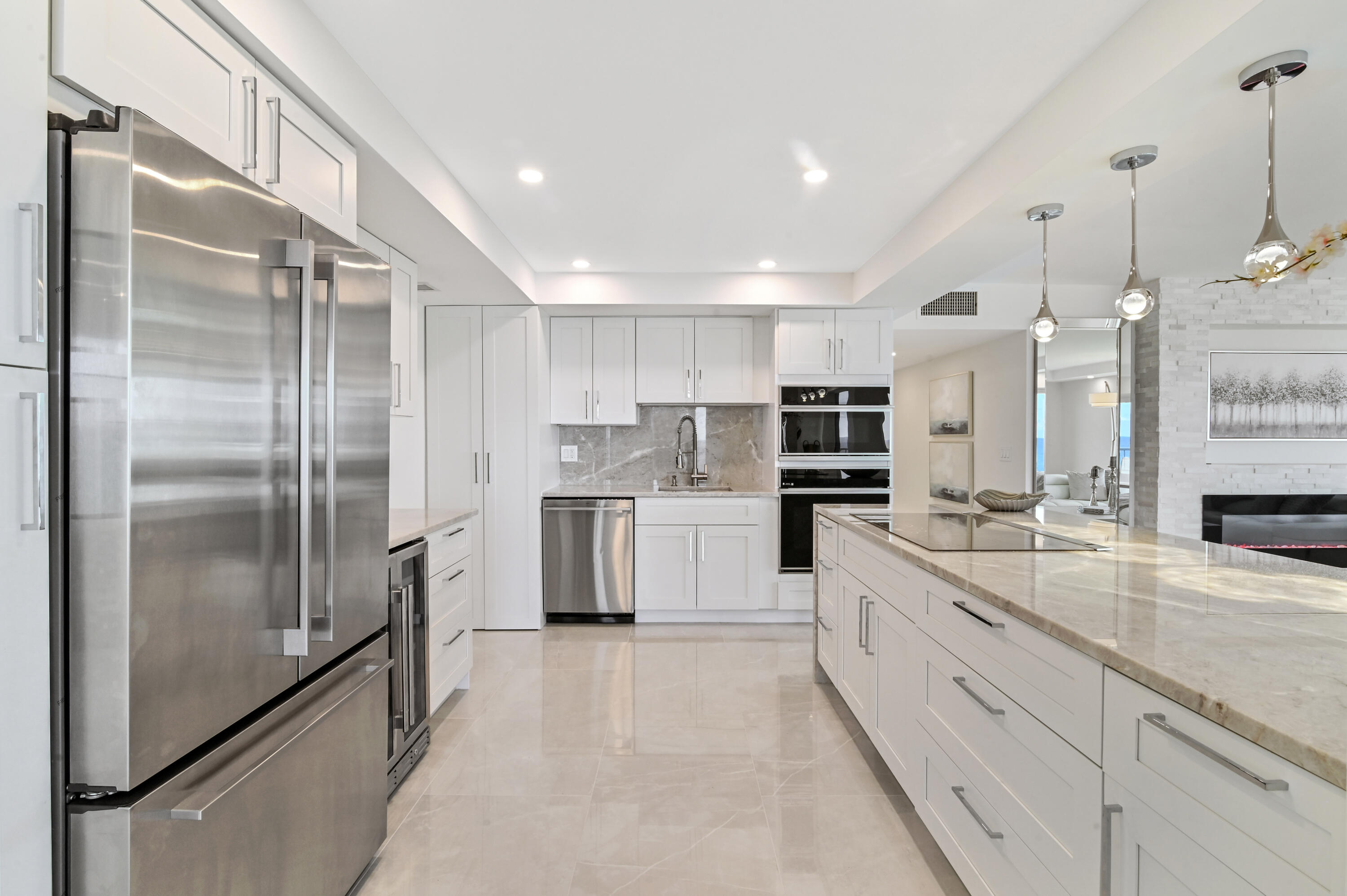 600 S Ocean Boulevard 708