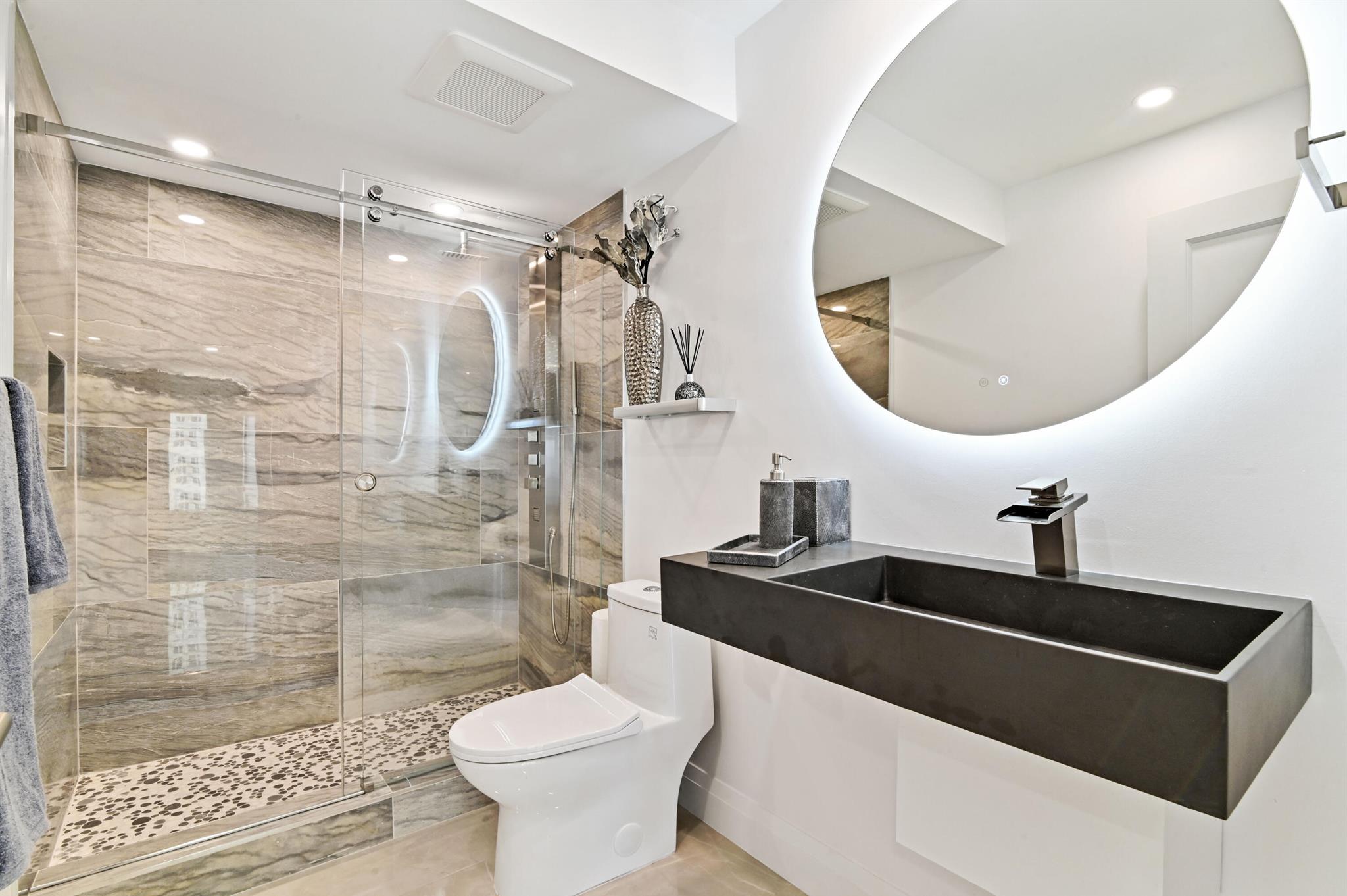 600 S Ocean Boulevard 708