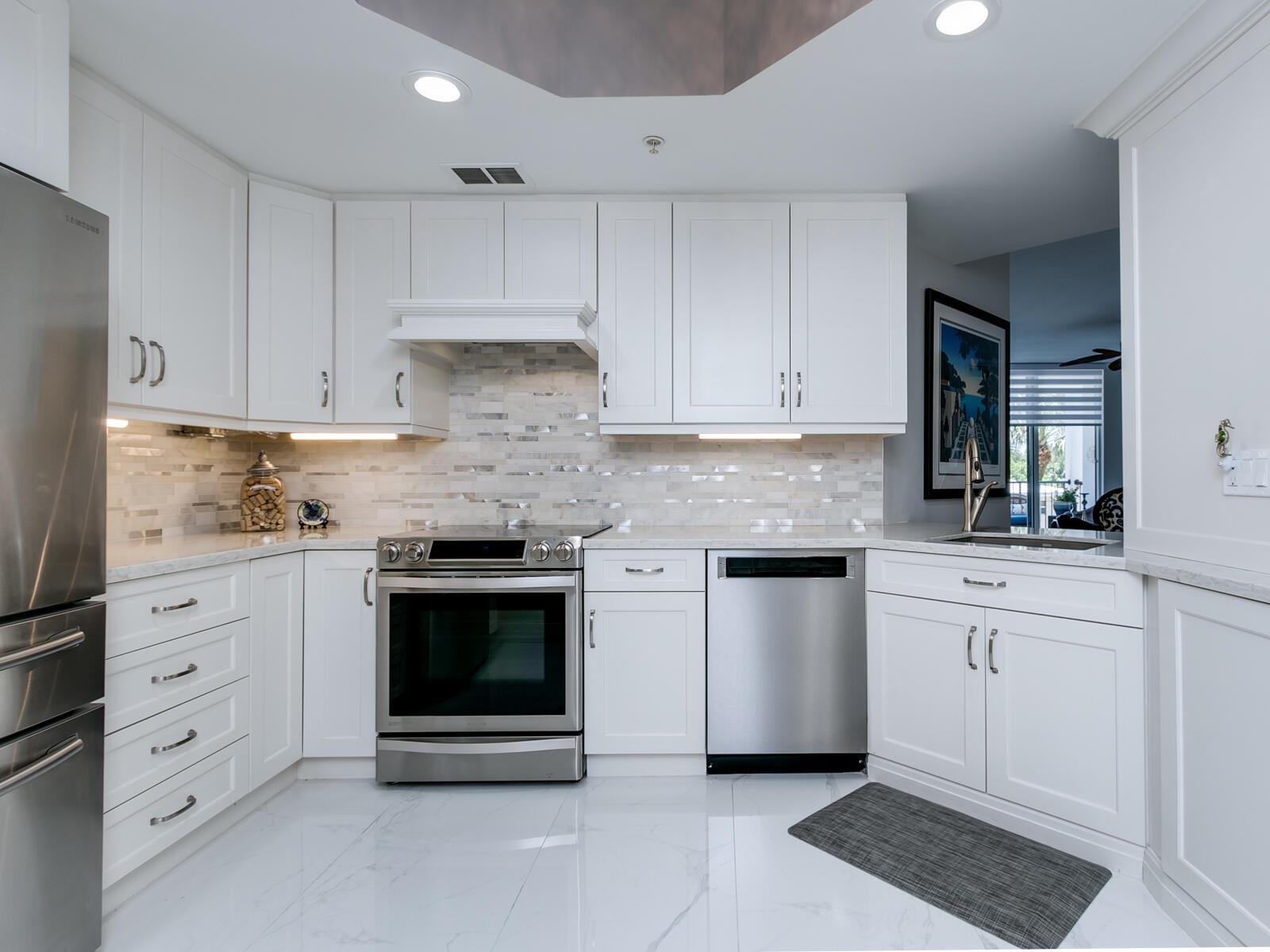 191 S Ocean Drive 315