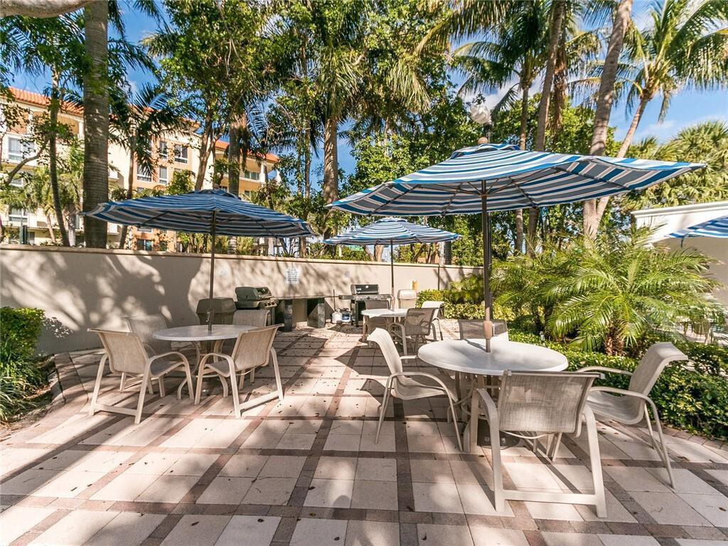 191 S Ocean Drive 315