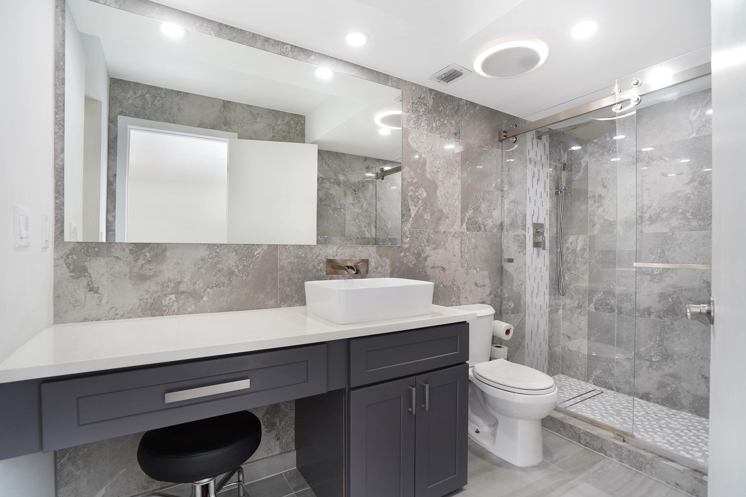 450 Egret Circle 9303