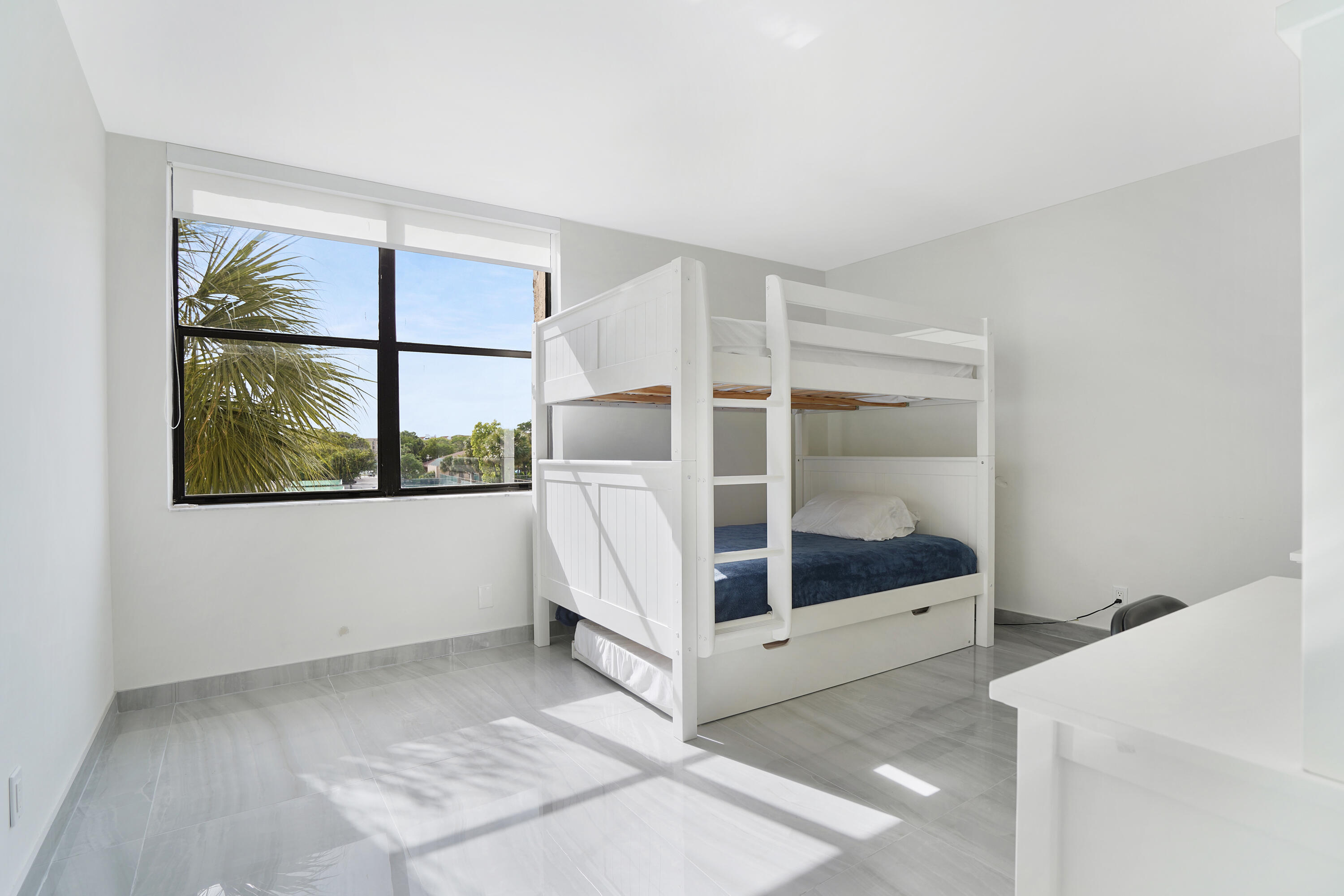 450 Egret Circle 9303